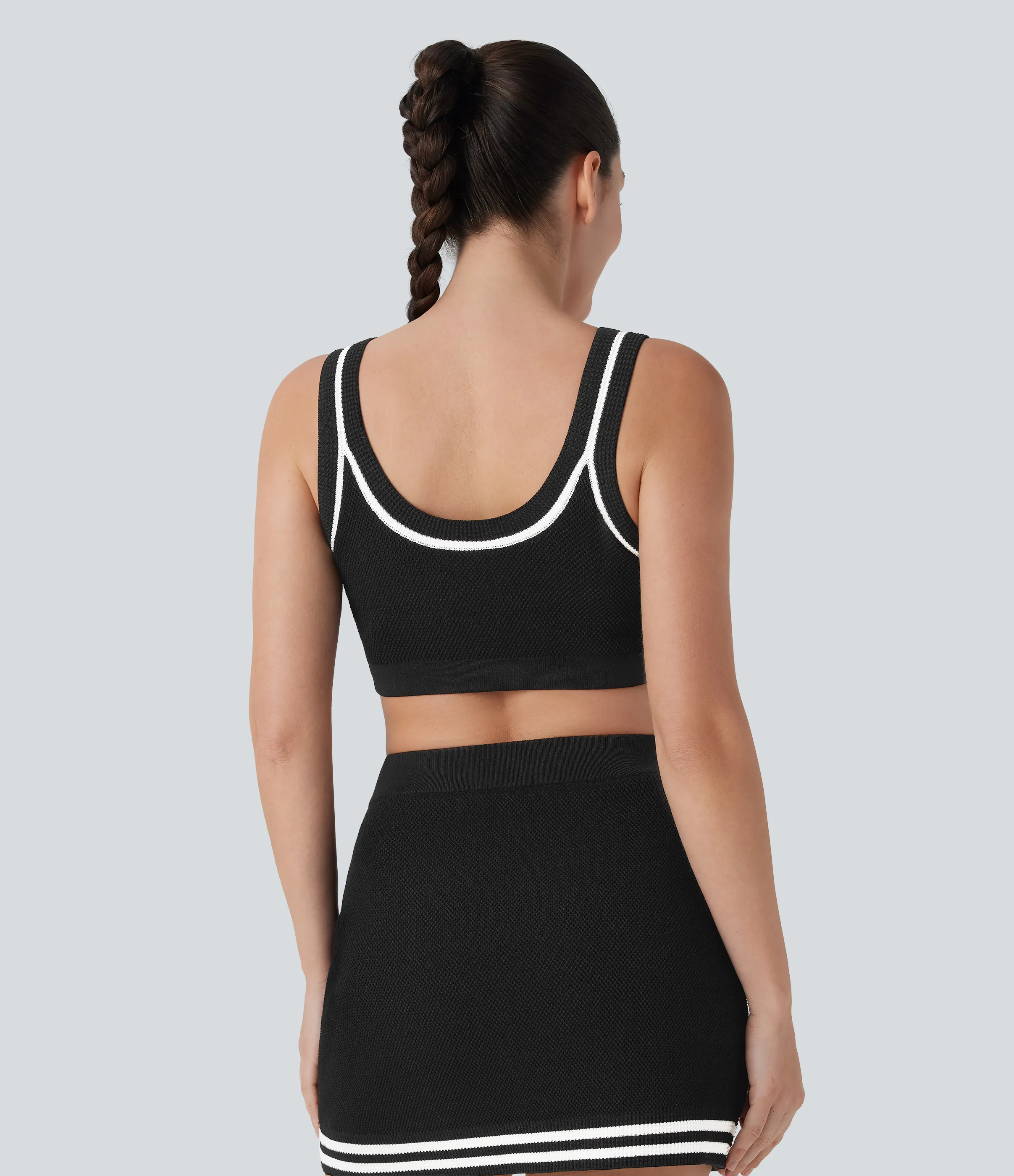 Halara Suéter casual corto de punto con bloques de color y espalda descubierta - Black - L sold by Halara product image thumbnail 3