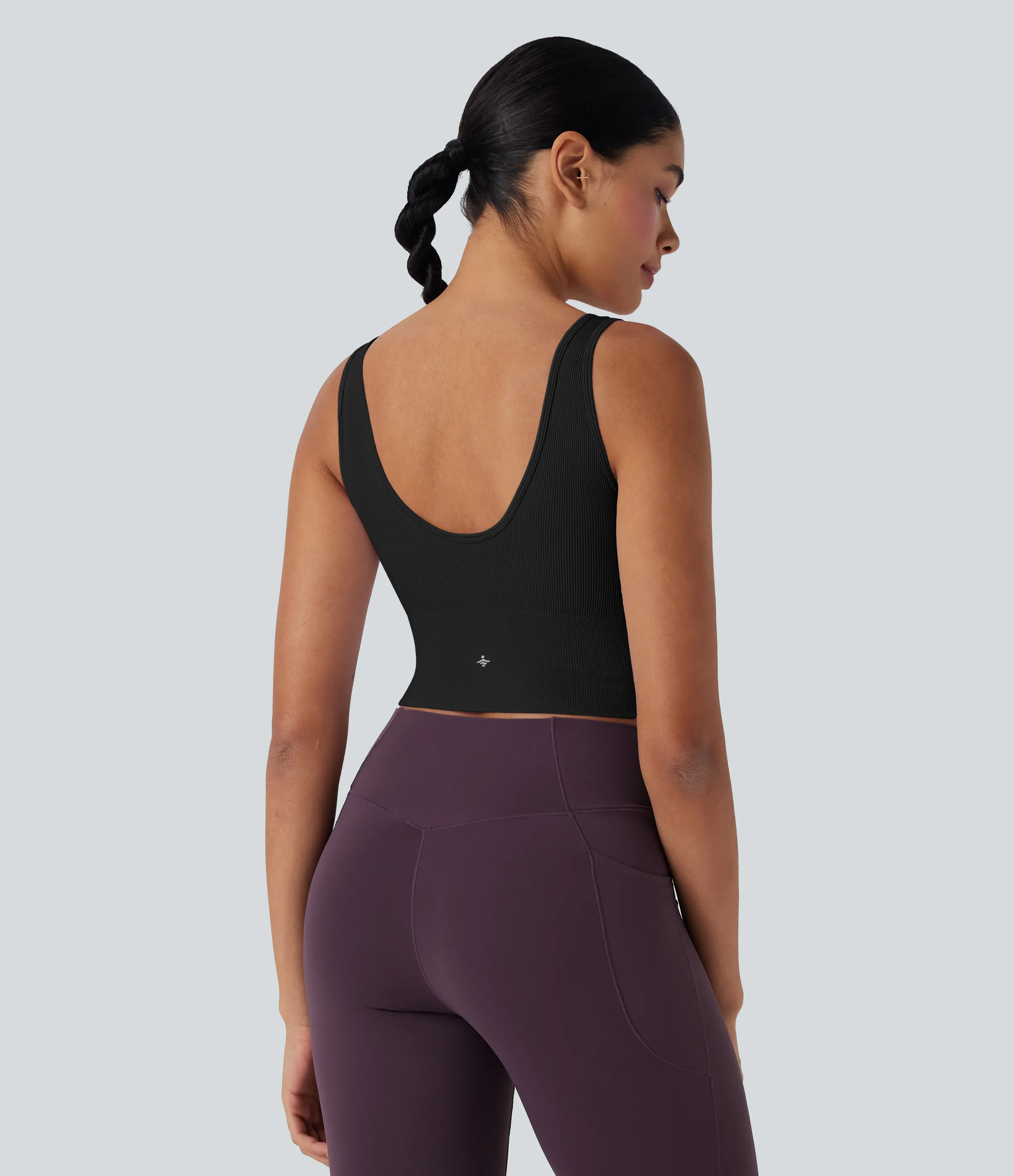 Halara Top de yoga corto fluido sin costuras y con espalda abierta - Black - M sold by Halara product image thumbnail 3