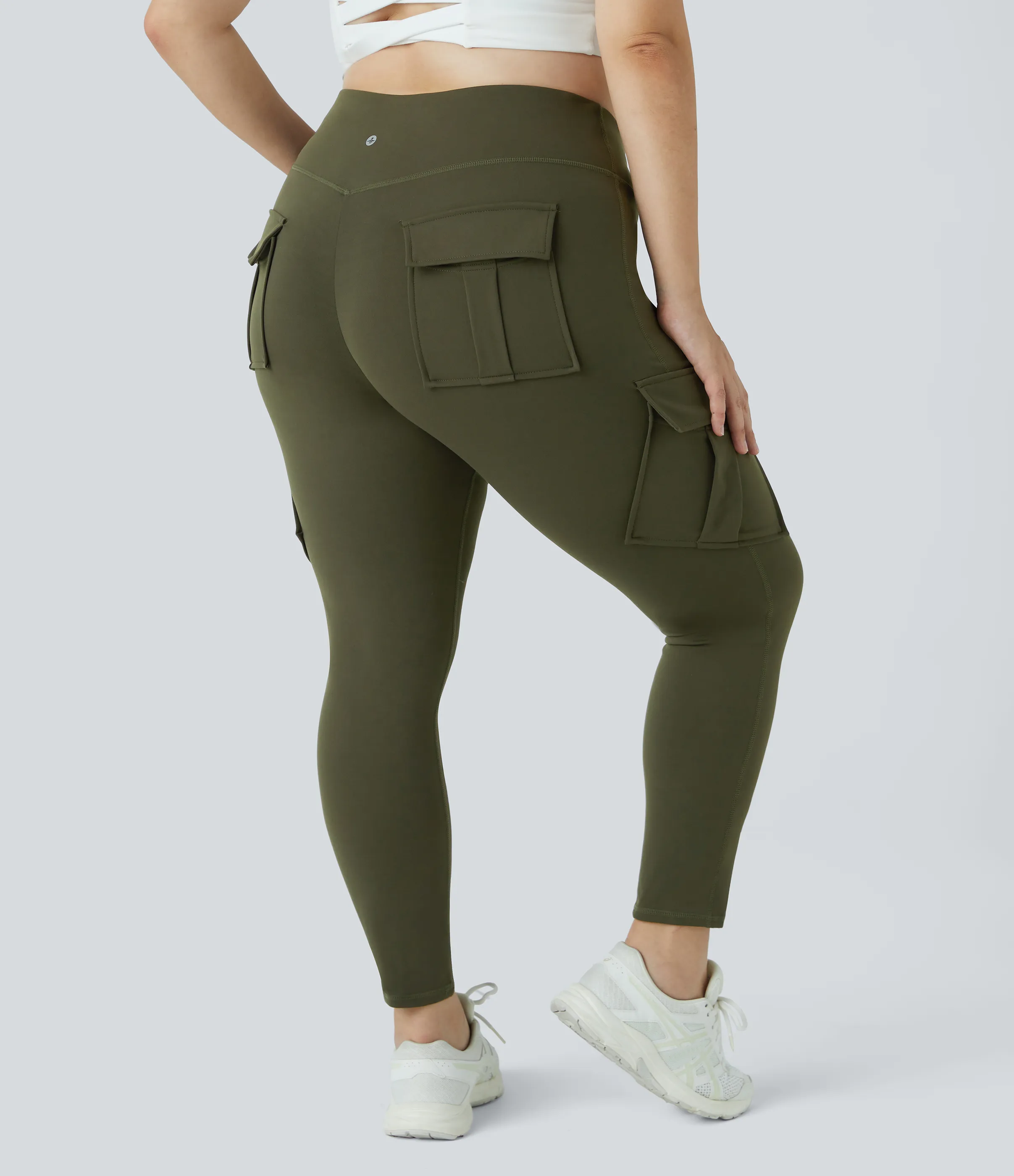 Halara Leggings yoga ajustado bolsillo cargo tiro alto talla grande 7/8 - Forest Night - 1X sold by Halara