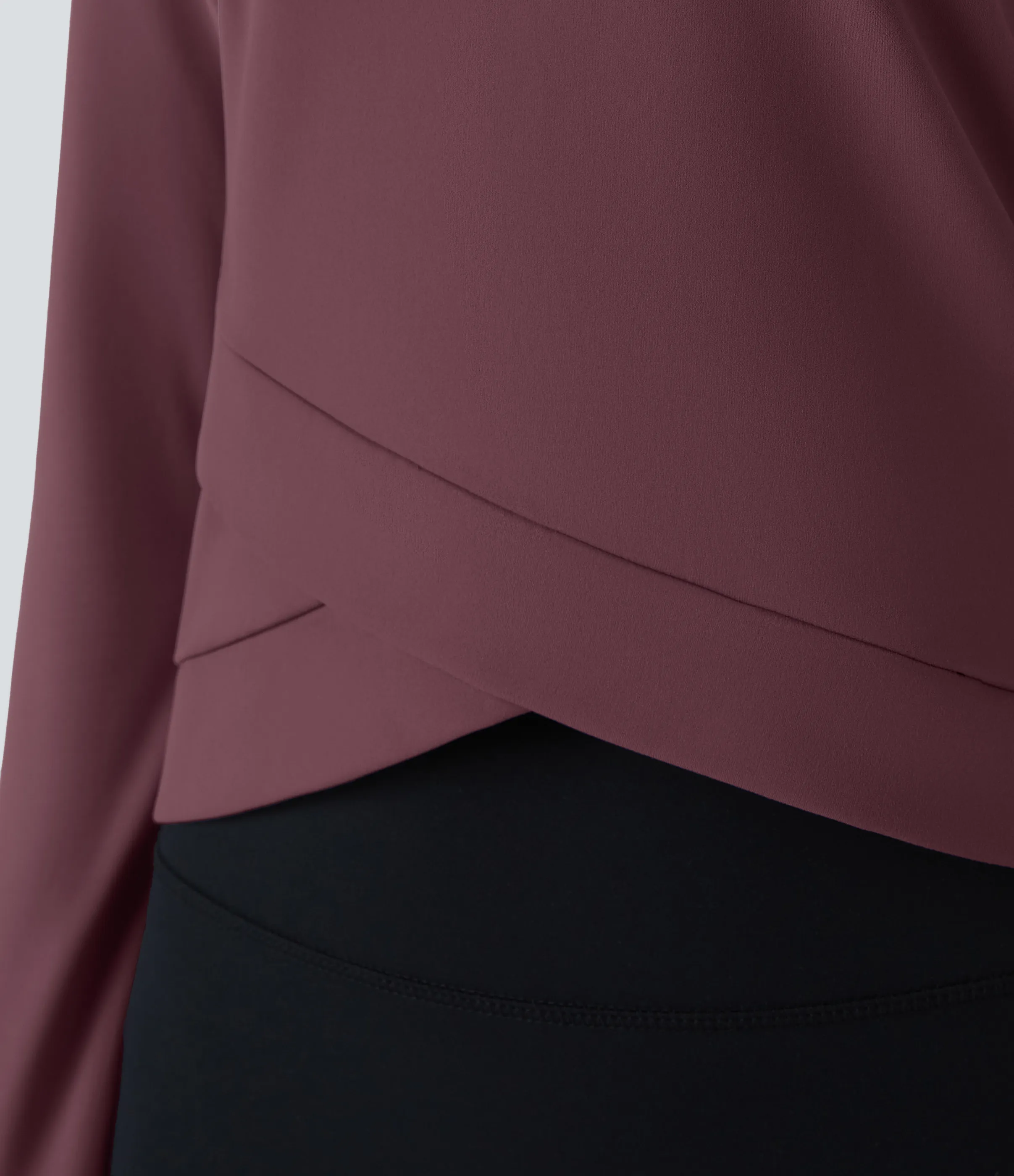 Halara Camiseta deportiva Softlyzero™ Plush de manga larga con dobladillo cruzado y cuello redondo - Red Mahogany - M sold by Halara product image thumbnail 5