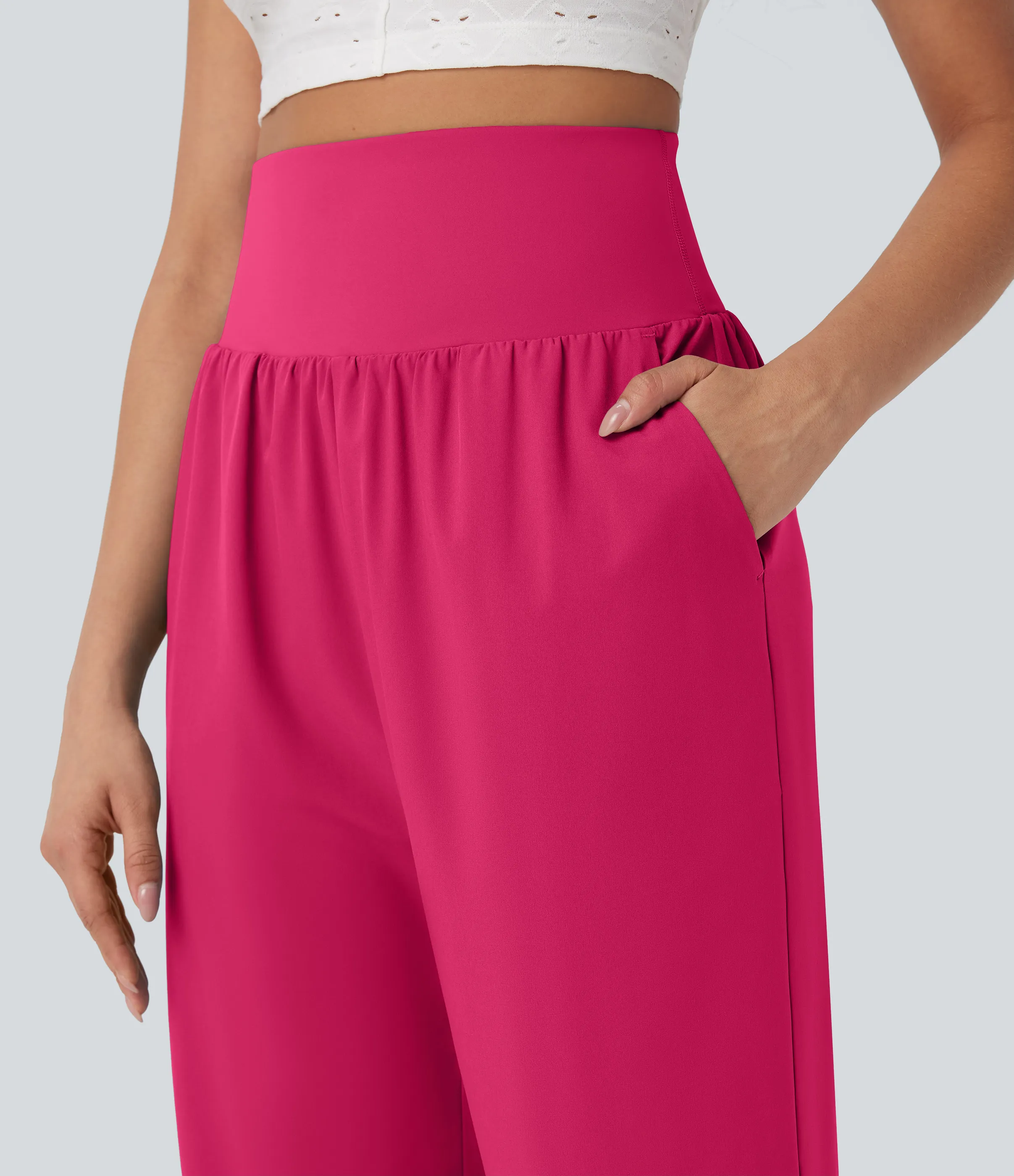 Halara Pantalón Breezeful™ SoCinched Capri Resort tiro alto control abdomen dobladillo dividido secado rápido bolsillo lateral - Bright Rose - XL sold by Halara product image thumbnail 5