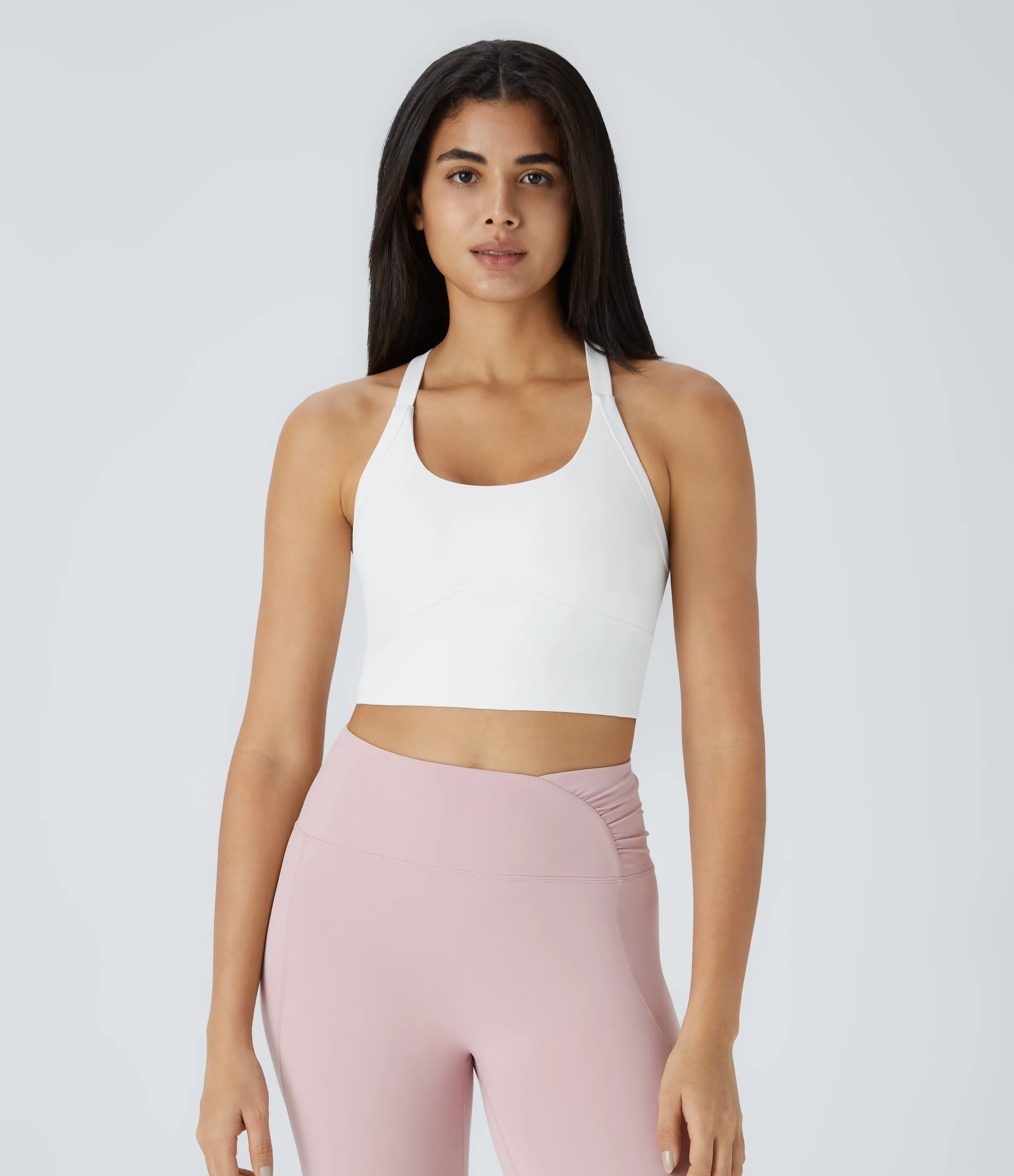 Halara Top corto de yoga SoftlyZero™ Plush afelpado con abertura en copas D-F - White - S sold by Halara product image thumbnail 3