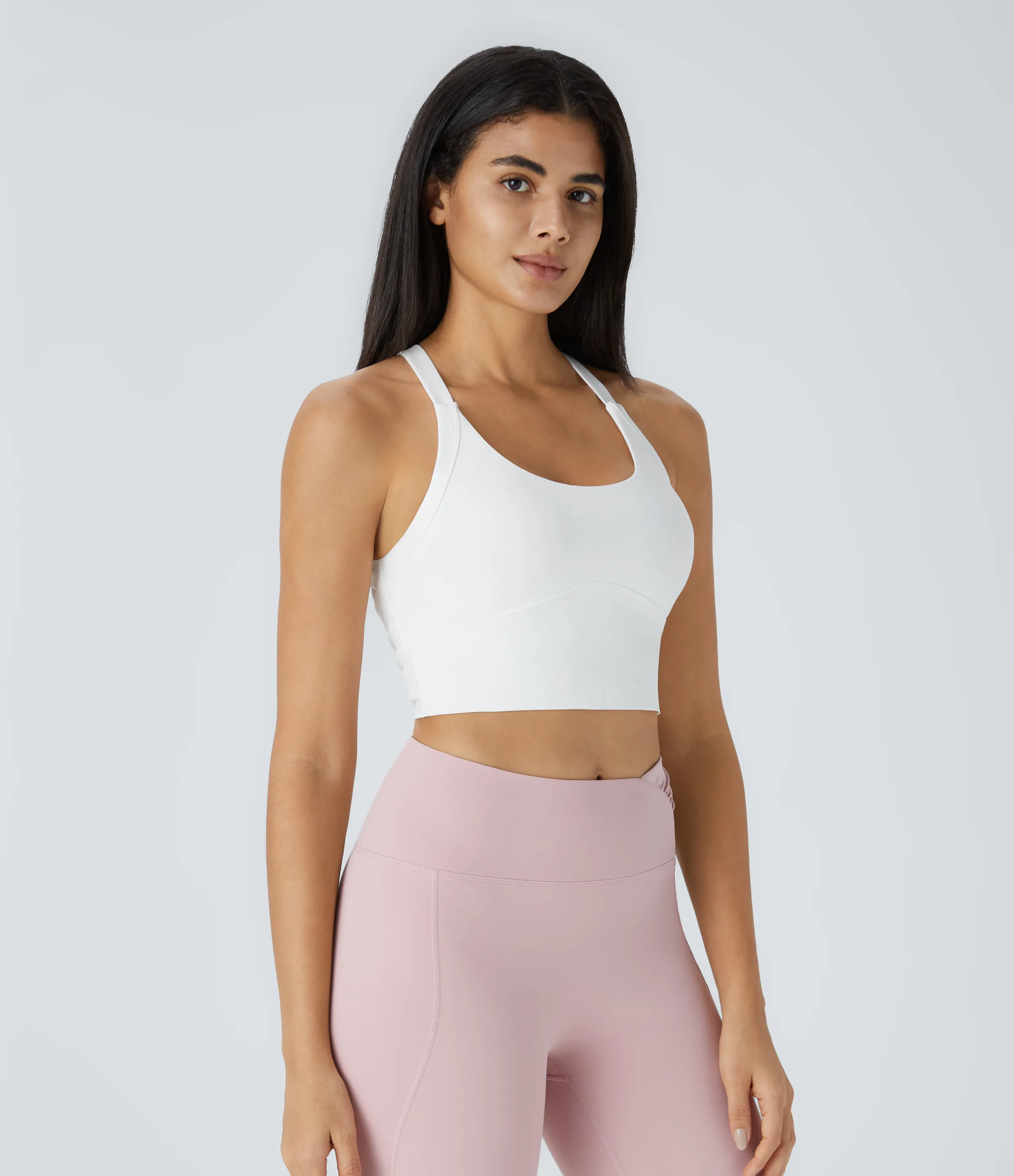 Halara Top corto de yoga SoftlyZero™ Plush afelpado con abertura en copas D-F - White - S sold by Halara product image thumbnail 4
