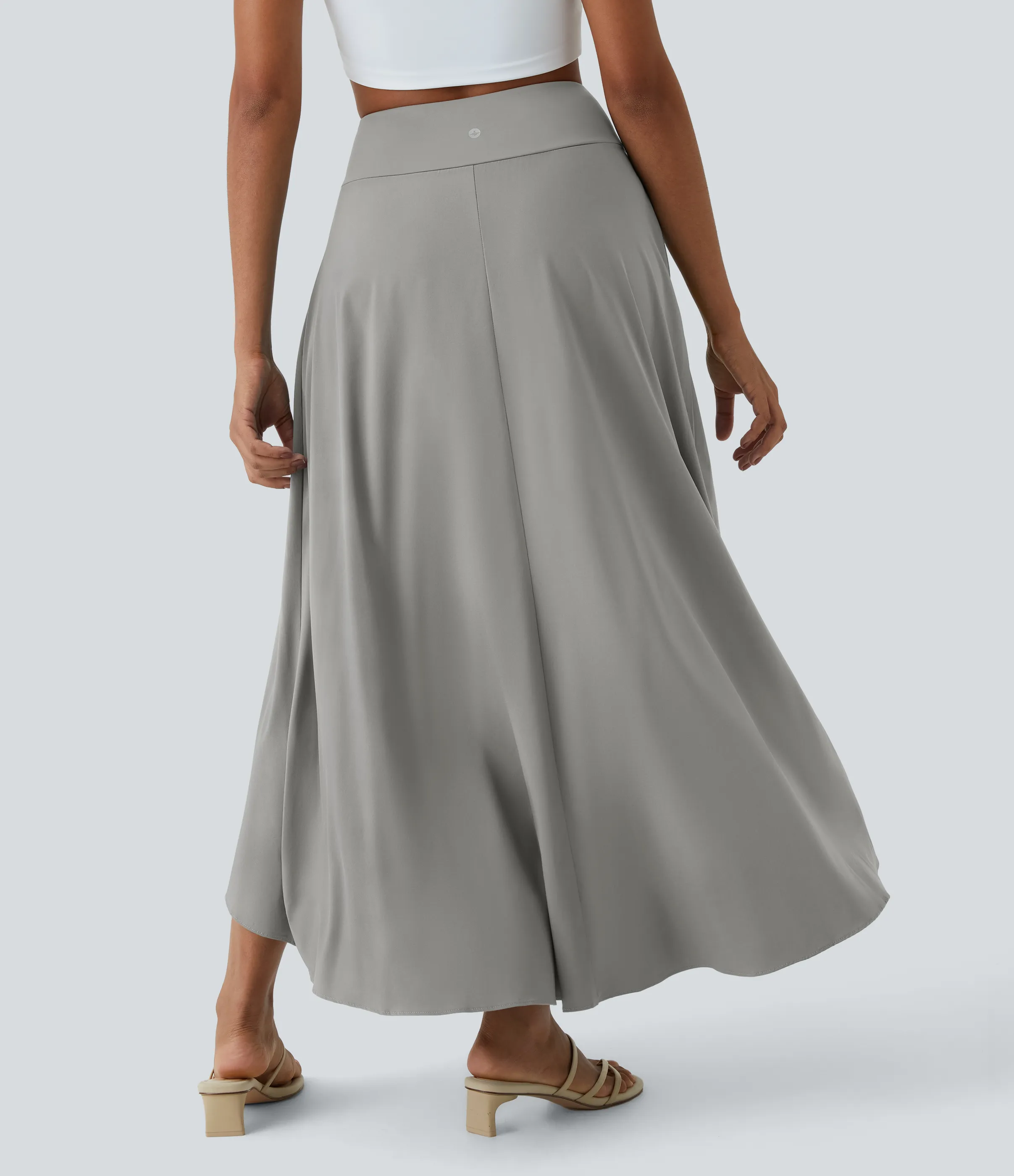Halara Falda Breezeful™ larga regular tiro alto volante alto bajo 2 en 1 fluida secado rápido - Dust Gray - M(regular) sold by Halara product image thumbnail 3