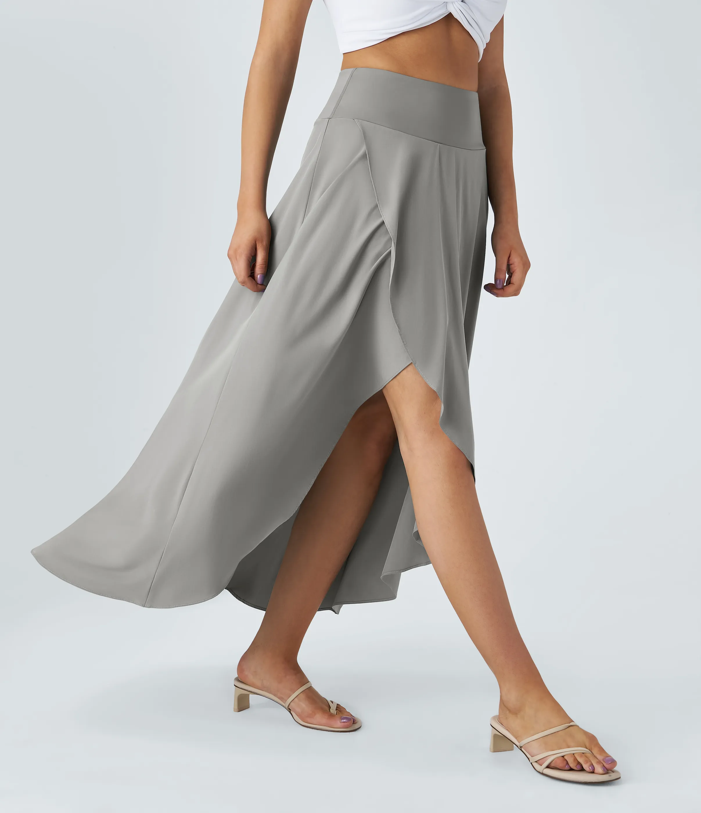 Halara Falda Breezeful™ larga regular tiro alto volante alto bajo 2 en 1 fluida secado rápido - Dust Gray - M(regular) sold by Halara product image thumbnail 5