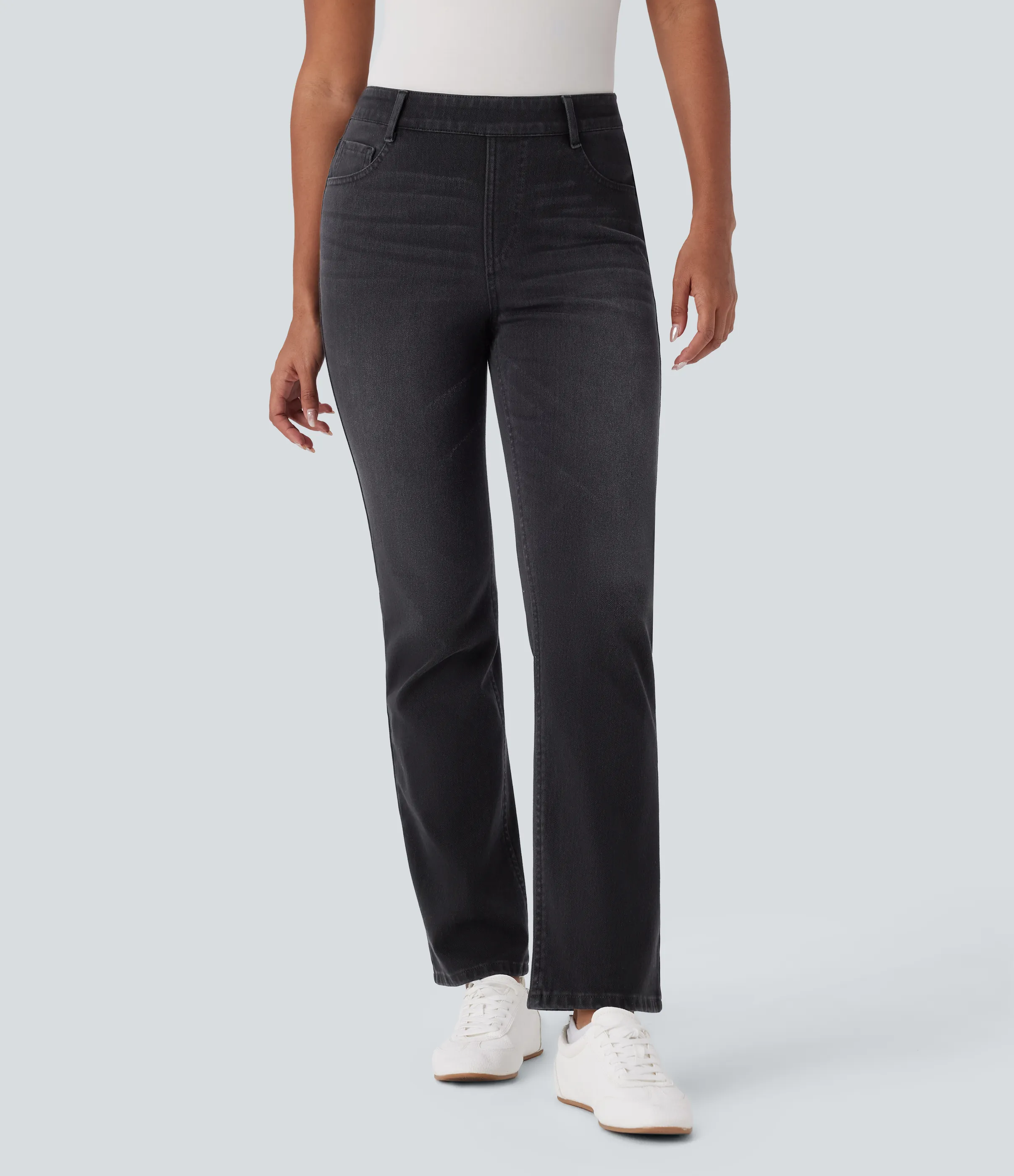 Halara Jeans Halara Flex™ Denim en corte de bota elásticos de tiro alto descoloridos con múltiples bolsillos - Deep Ink Black Denim - XS(petite) sold by Halara product image thumbnail 4