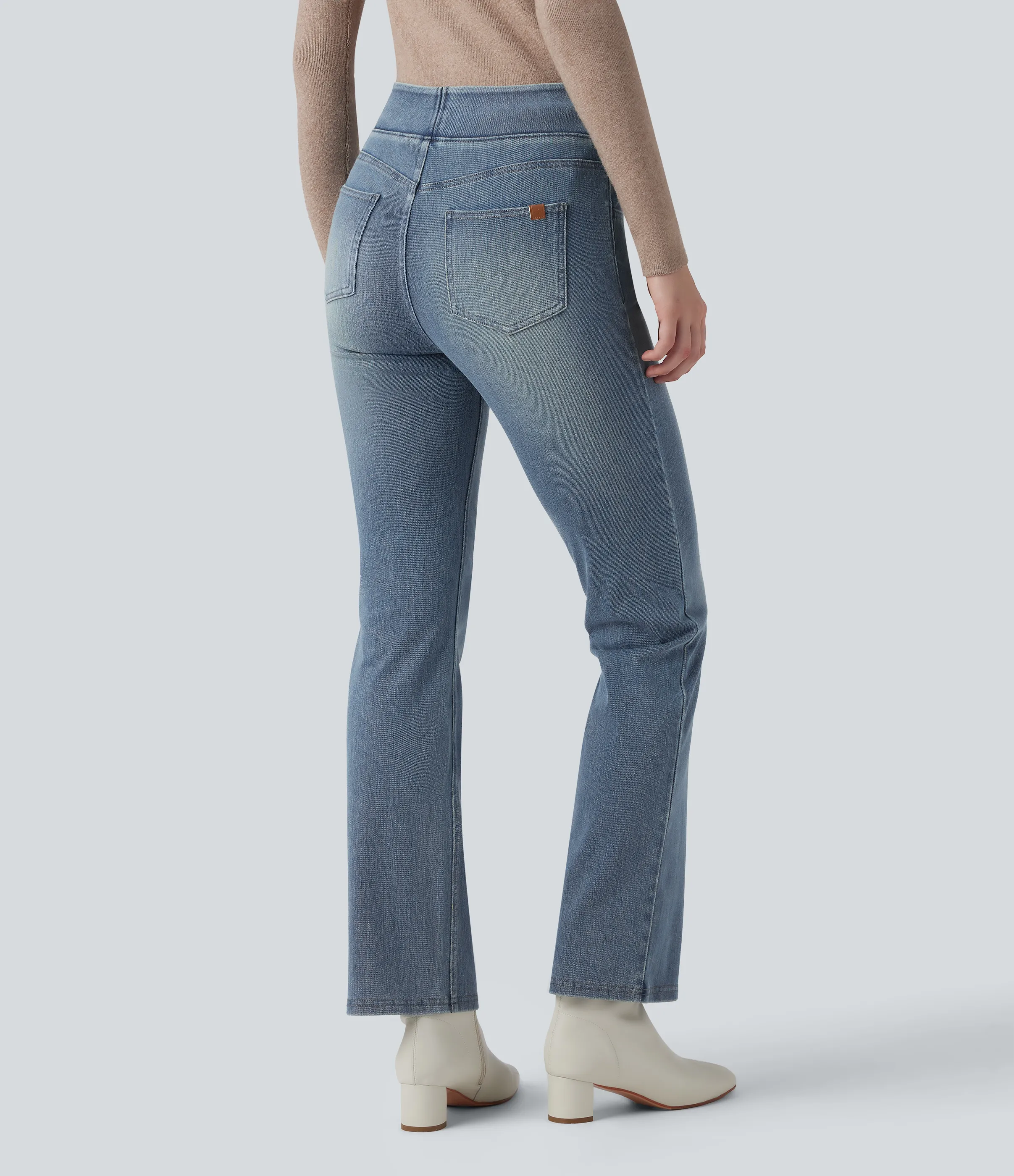 Halara Jeans Halara Flex™ Denim tiro alto lavado elástico múltiple bolsillo corte acampanado - Sunset Blue Denim - XL(petite) sold by Halara product image thumbnail 3