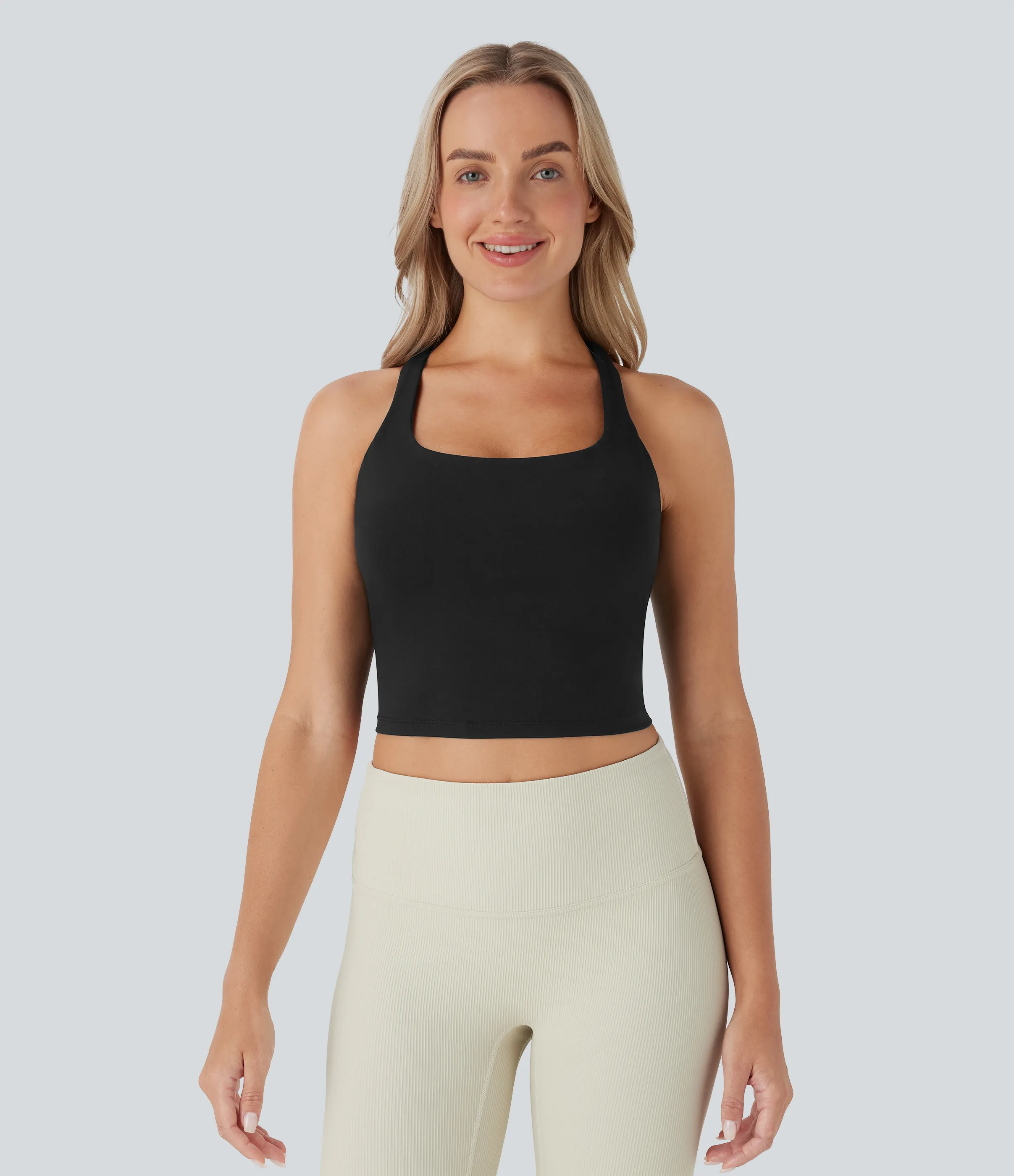 Halara Top corto de yoga en copas D-F - Black - S sold by Halara product image thumbnail 3