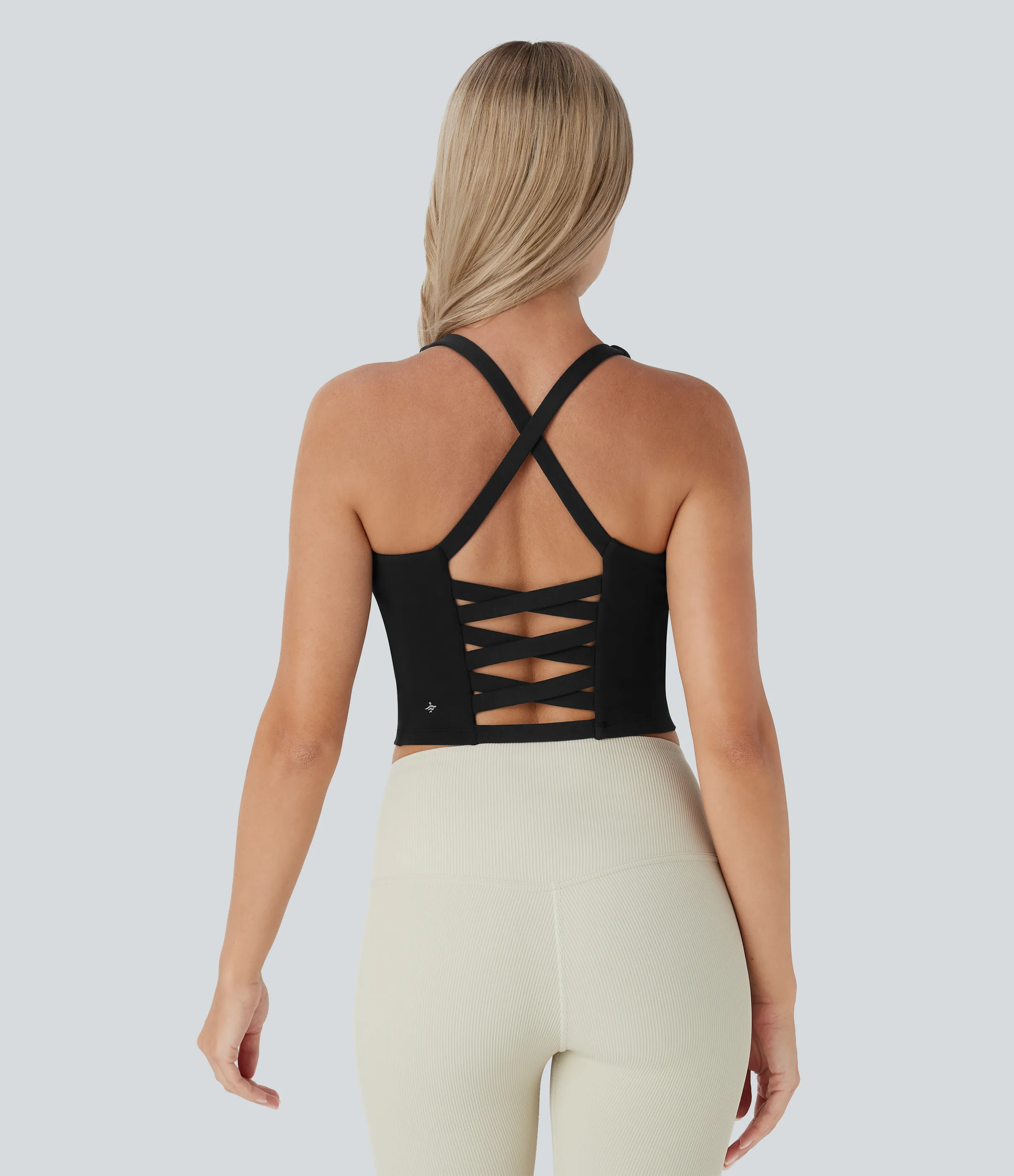Halara Top corto de yoga en copas D-F - Black - S sold by Halara product image thumbnail 5