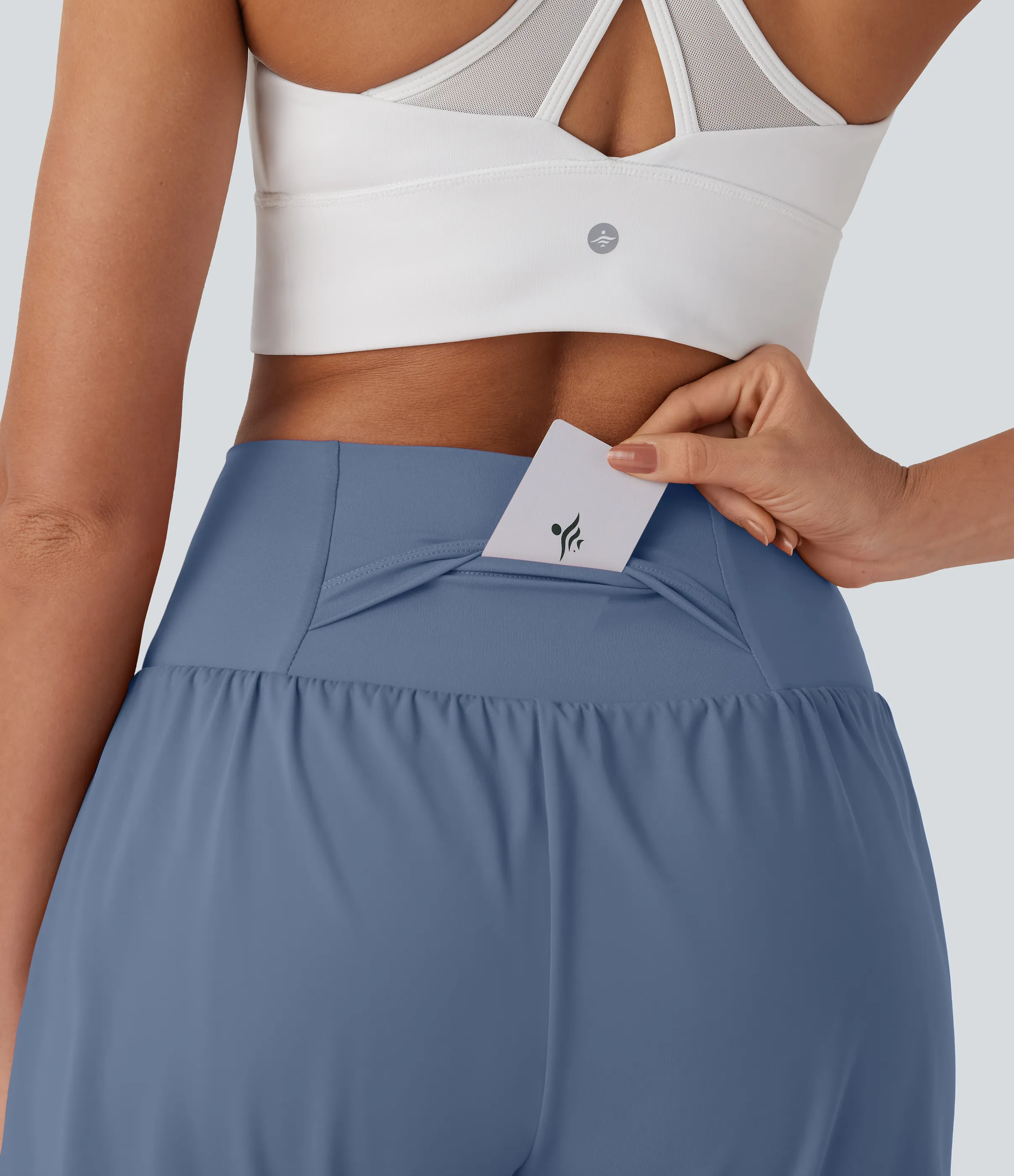 Halara Pantalones cortos de yoga Softlyzero™ Airy 2 en 1 de 17.5cm de tiro alto con tacto fresco y bolsillos - Infinity - XS sold by Halara product image thumbnail 5