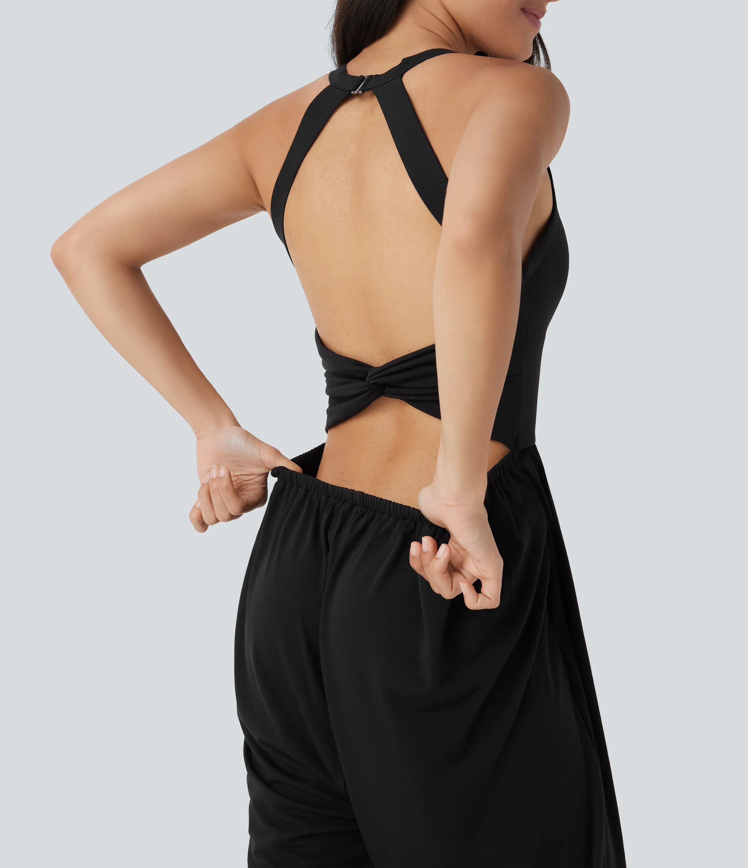 Halara Mono casual tipo harén con espalda descubierta, tirantes torcidos y bolsillos - Edición Easy Peezy - Black - M(regular) sold by Halara product image thumbnail 5