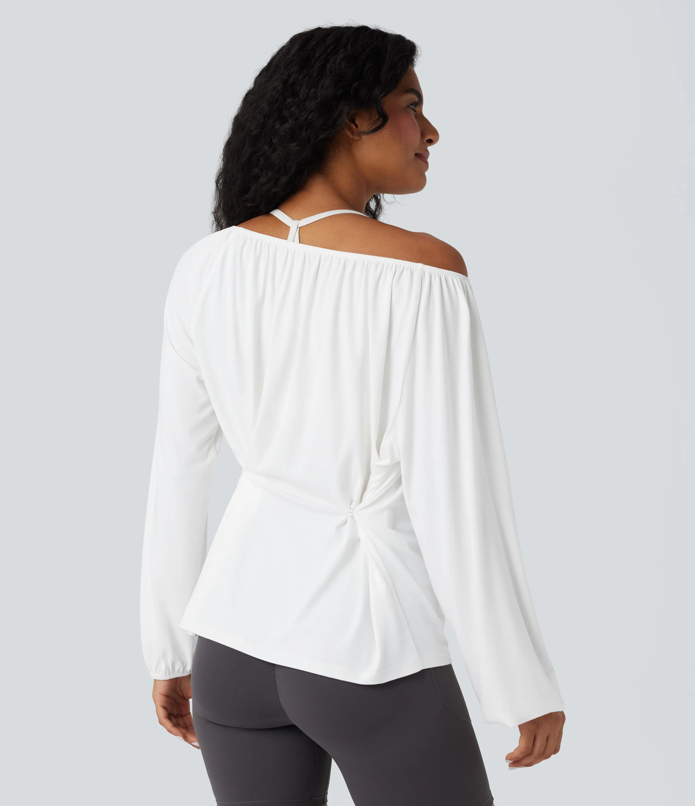 Halara Top deportivo de yoga de manga larga con un solo hombro - White - S sold by Halara product image thumbnail 4