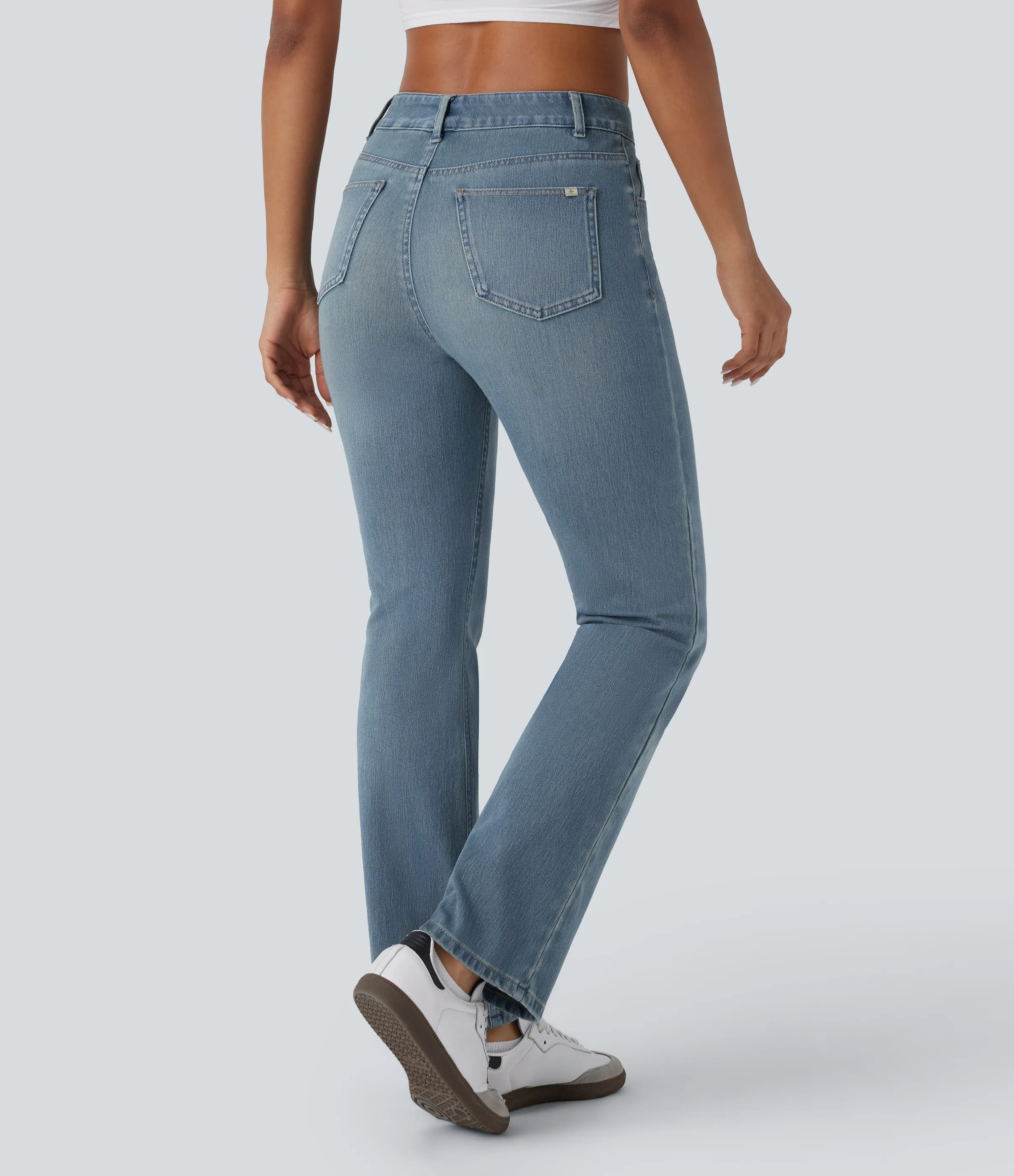 Halara Jeans Halara Flex™ Denim en corte de bota elásticos de tiro alto descoloridos con múltiples bolsillos - Cedar Blue Denim - L(petite) sold by Halara product image thumbnail 3