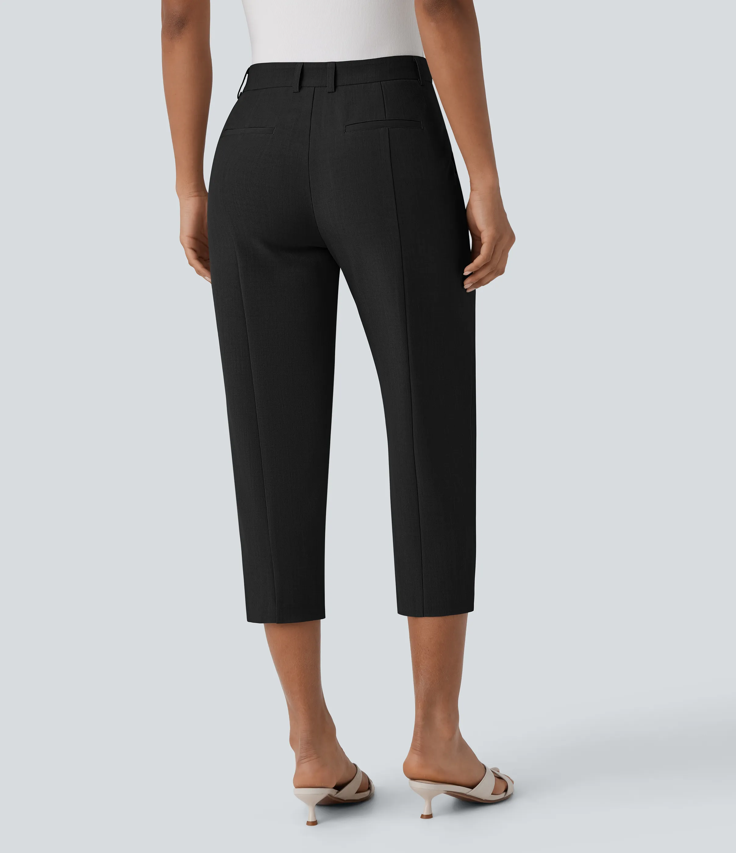 Halara Pantalón capri tiro medio cremallera múltiple bolsillo - Black - S(regular) sold by Halara product image thumbnail 3