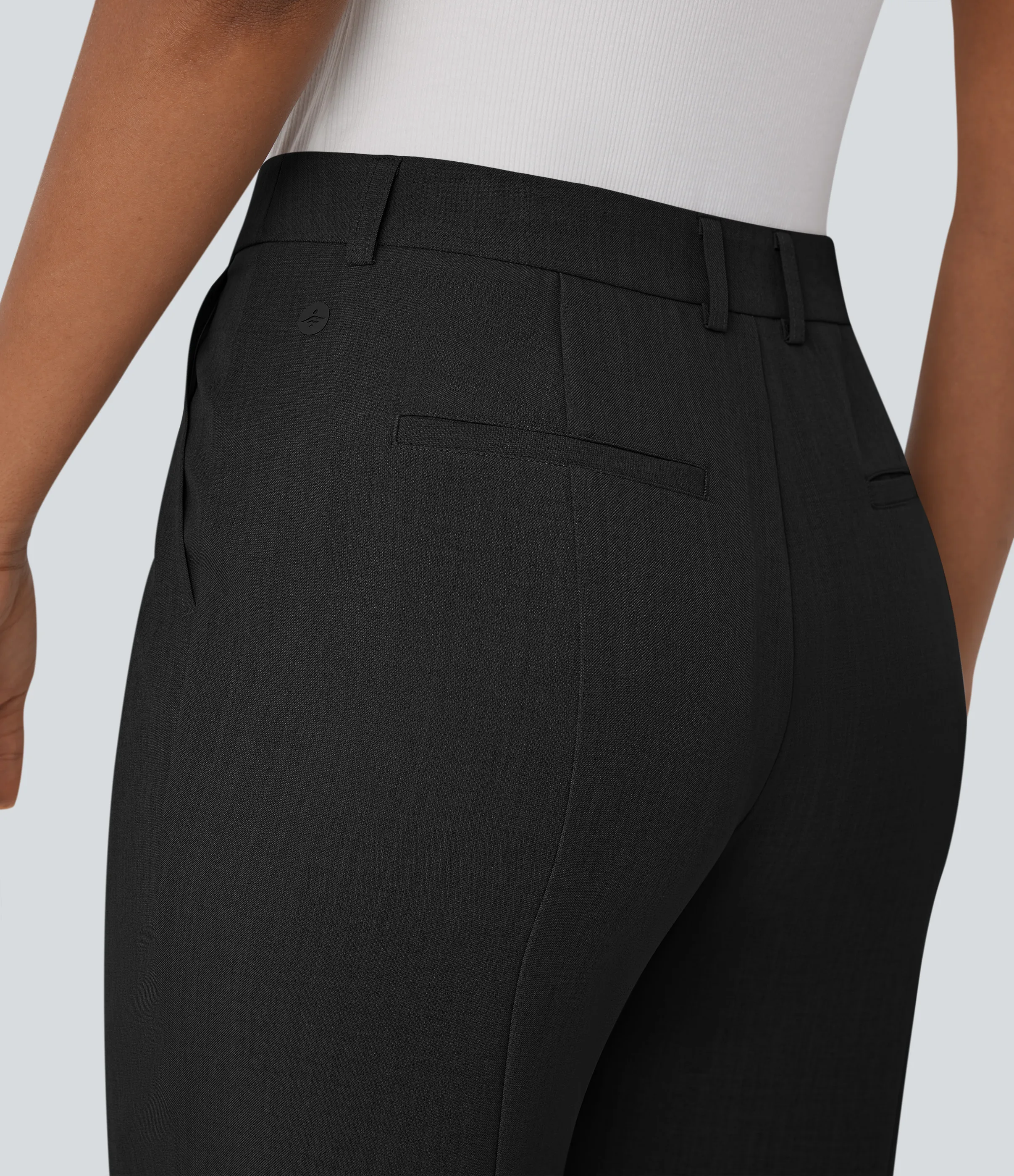 Halara Pantalón capri tiro medio cremallera múltiple bolsillo - Black - S(regular) sold by Halara product image thumbnail 5