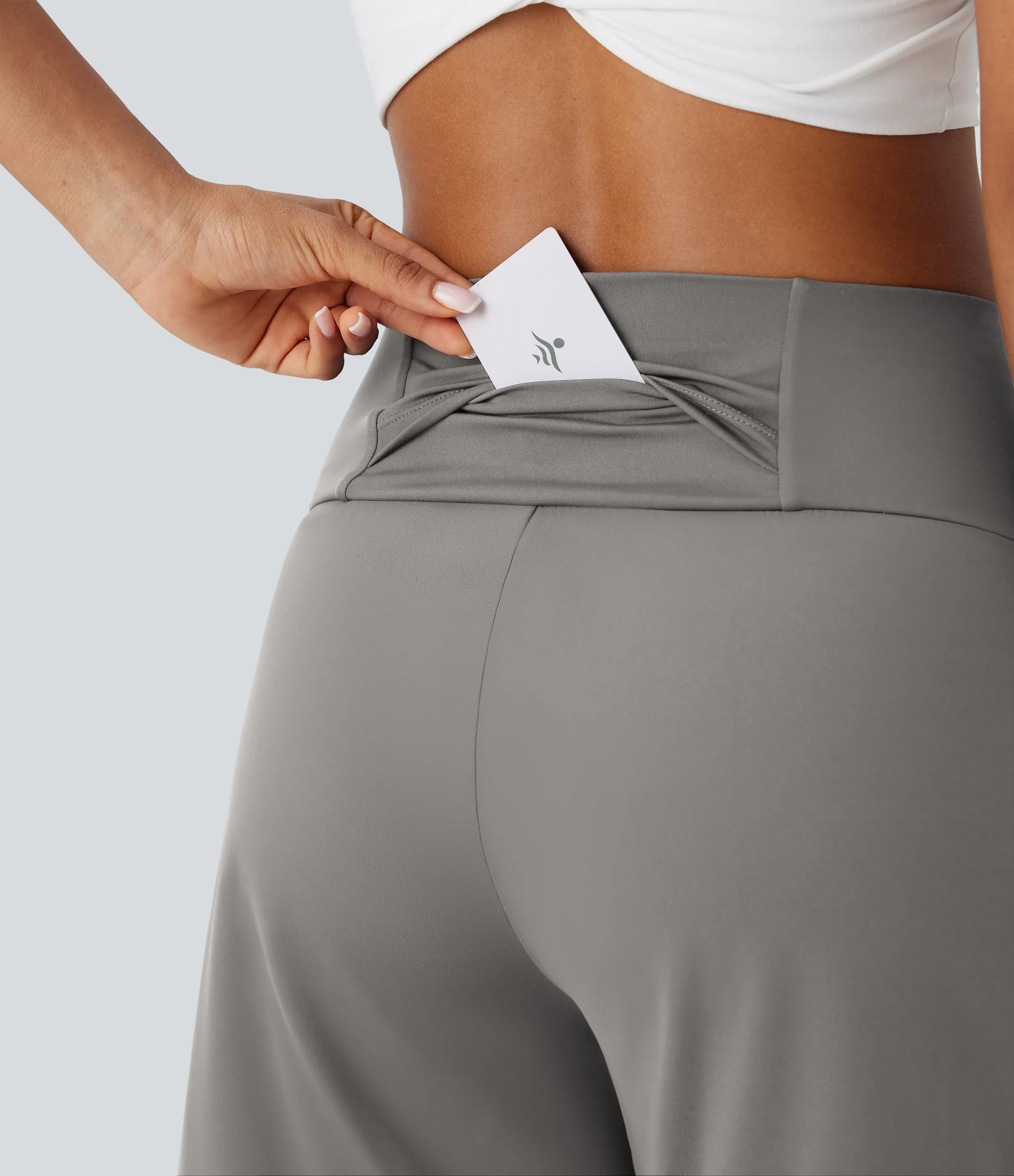 Halara Bermudas Softlyzero™ Airy yoga tiro alto múltiple bolsillo tacto fresco - Steeple Gray - S sold by Halara product image thumbnail 5