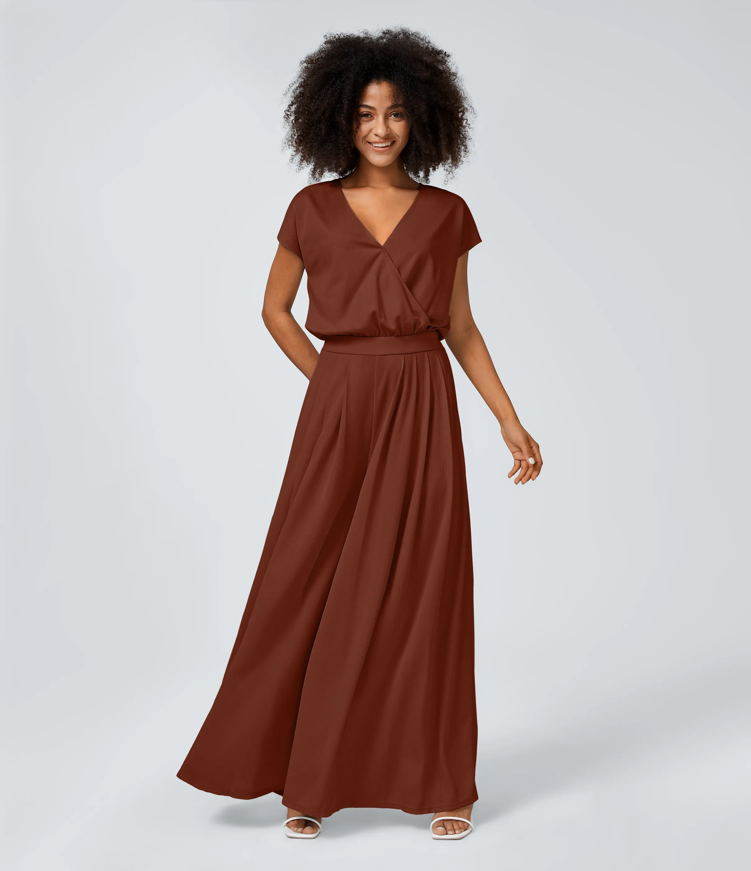 Halara Mono cuello V manga corta bolsillo lateral plisado pierna ancha - Brandy Brown - S(petite) sold by Halara product image thumbnail 2