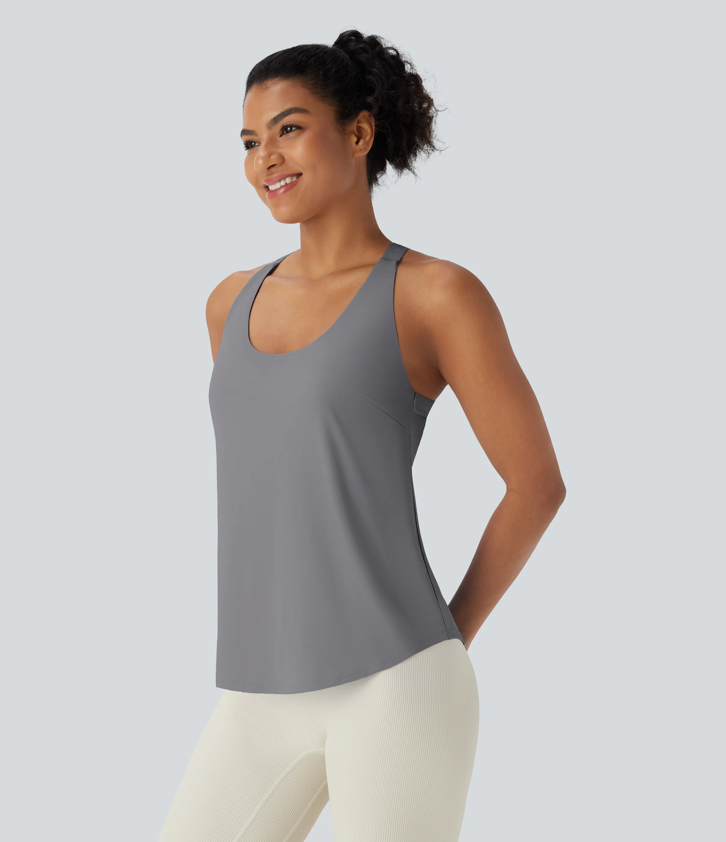 Halara Camiseta yoga sin mangas cuello U sin espalda entrecruzada dobladillo curvo tacto fresco - UPF50+ - Night Owl - L sold by Halara product image thumbnail 4