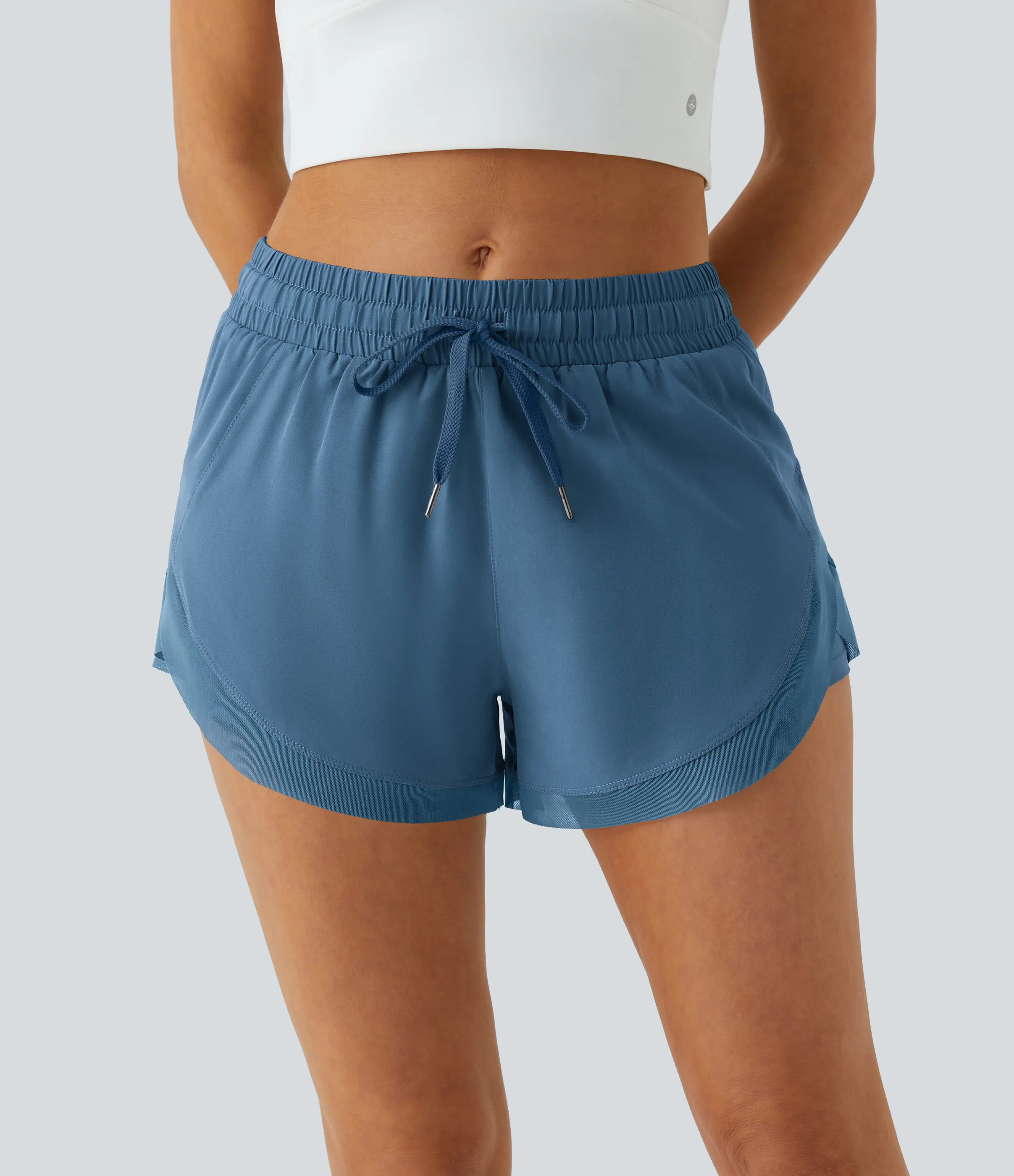 Halara Pantalón corto correr fluidos 2 en 1 tiro medio cordón malla contrastante 7.5cm - Quiet Harbor - M sold by Halara product image thumbnail 3