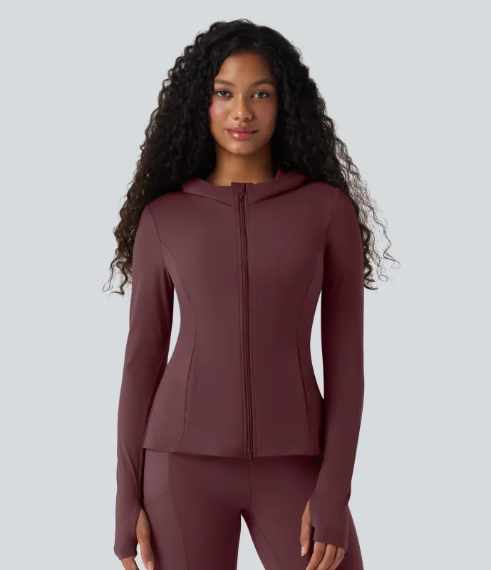 Halara Chamarra plisada  SoftlyZero™ de manga larga con capucha y abertura para el pulgar con bolsillos - UPF50+ - Red Mahogany - XL sold by Halara