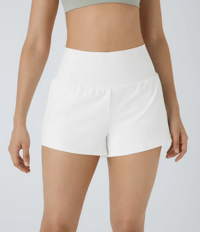 Halara Pantalón corto yoga 2 en 1 tiro alto bolsillo trasero lateral oculto 7.5cm - White - S made by Halara