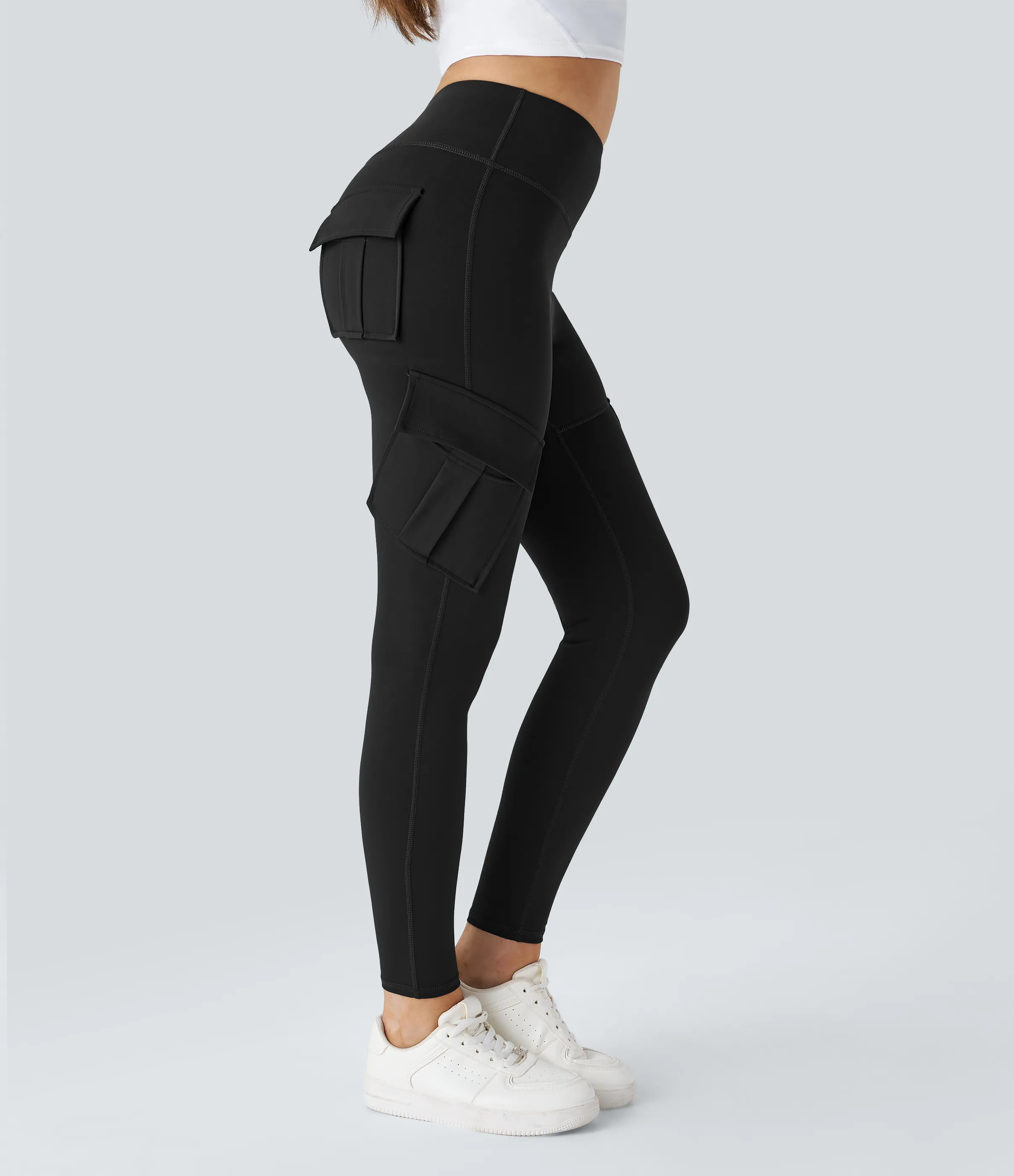 Halara Leggings yoga ajustado bolsillo cargo tiro alto - Black - S(7/8) sold by Halara product image thumbnail 4