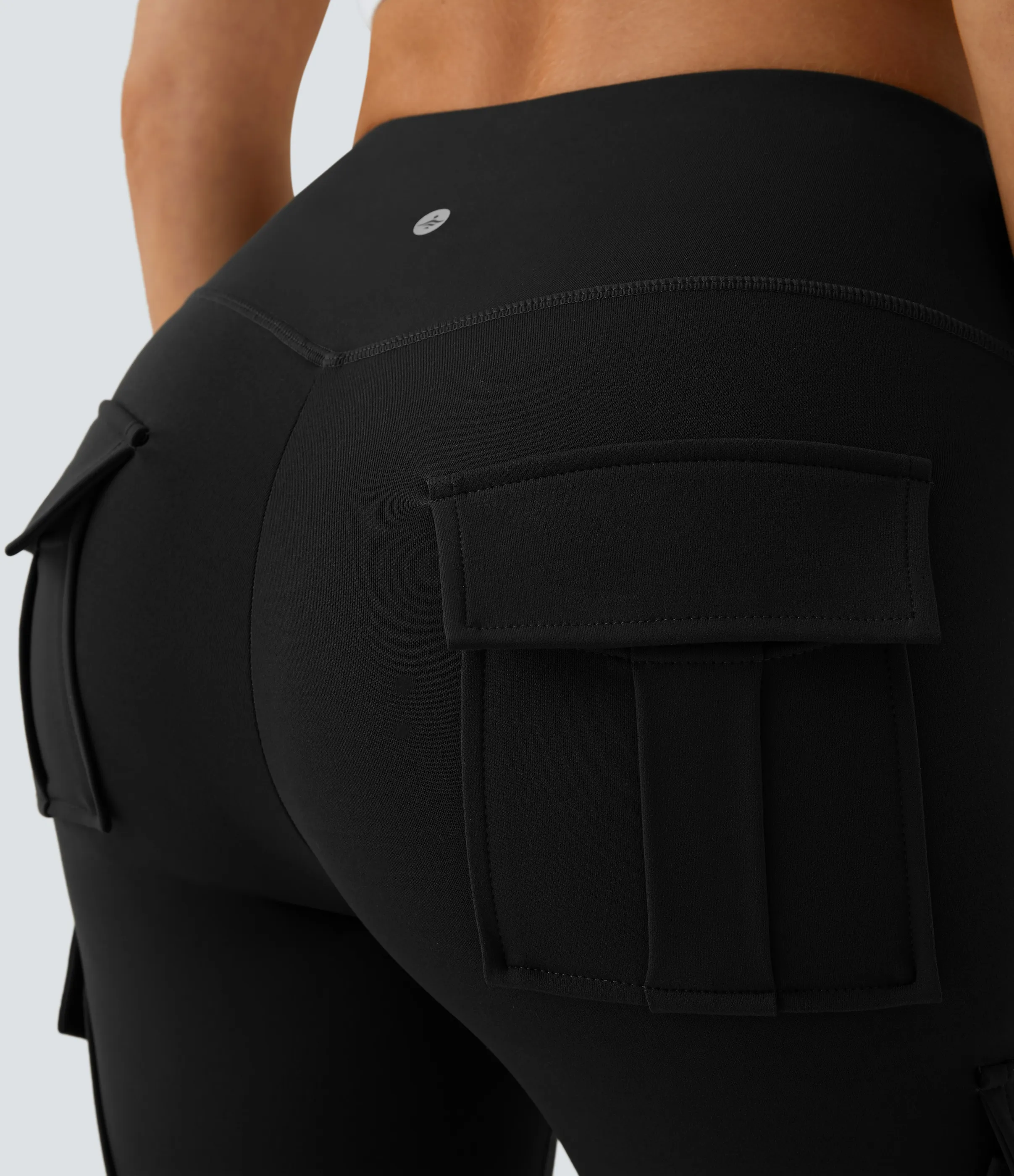 Halara Leggings yoga ajustado bolsillo cargo tiro alto - Black - S(7/8) sold by Halara product image thumbnail 5