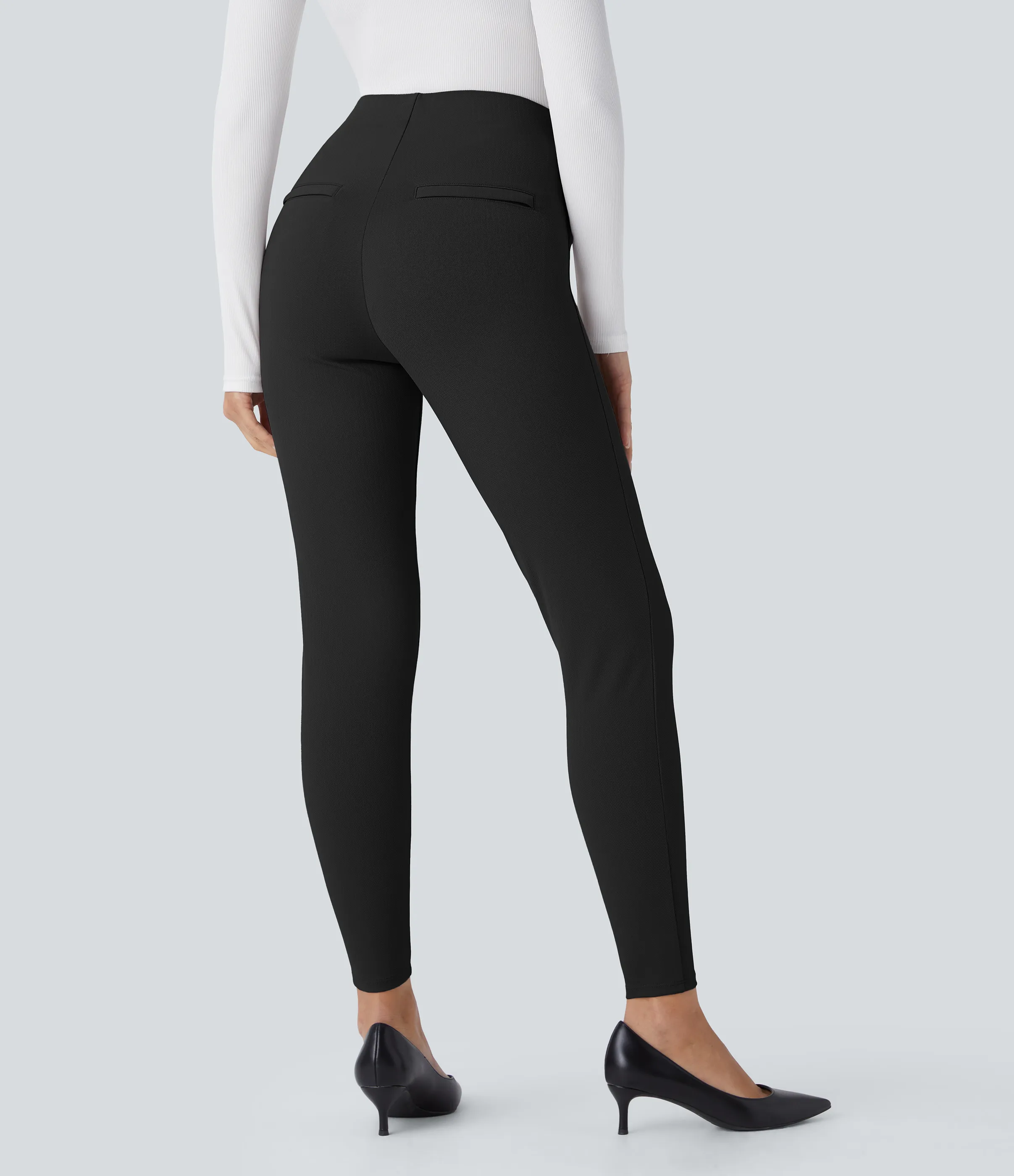 Halara Leggings SoCinched oficina espiga botón decorativo posterior control abdomen tiro alto - Black - M(7/8) sold by Halara product image thumbnail 3