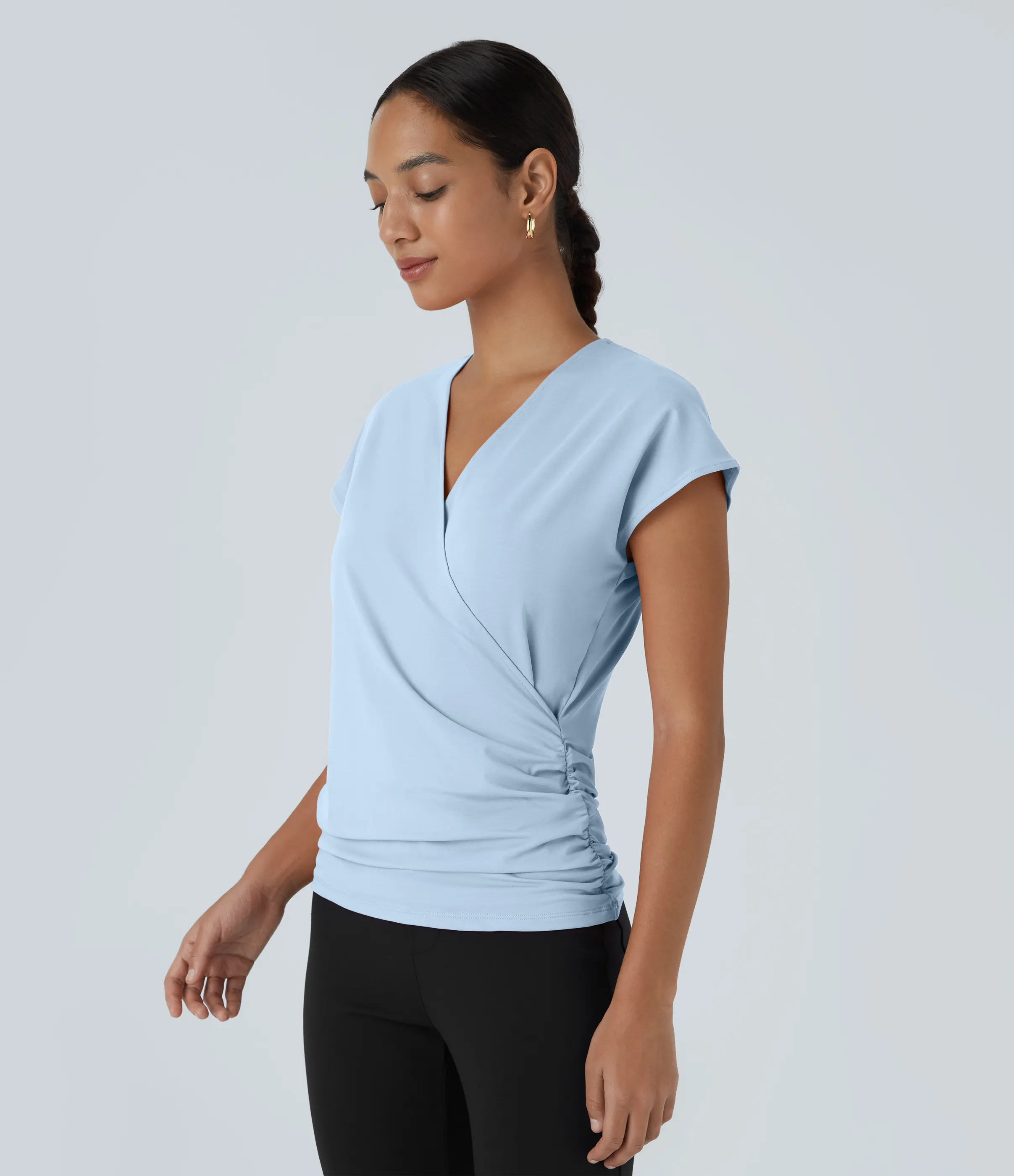 Halara Blusa oficina sólida pliegue cruzado manga japonesa cuello V - Angel Falls - S sold by Halara product image thumbnail 4