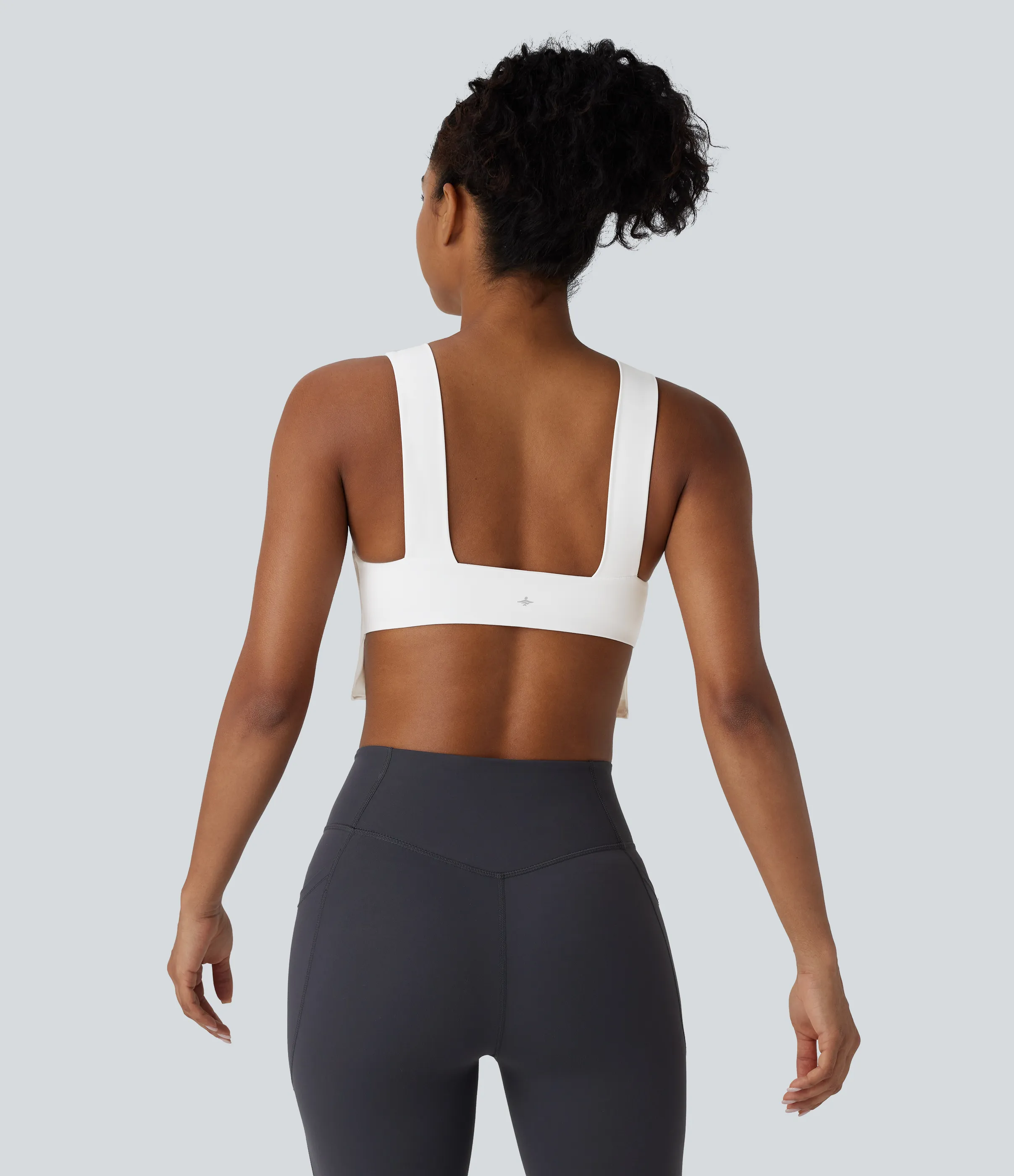 Halara Camiseta Softlyzero™ Plush yoga ajustada corta sin espalda - White - L sold by Halara product image thumbnail 2