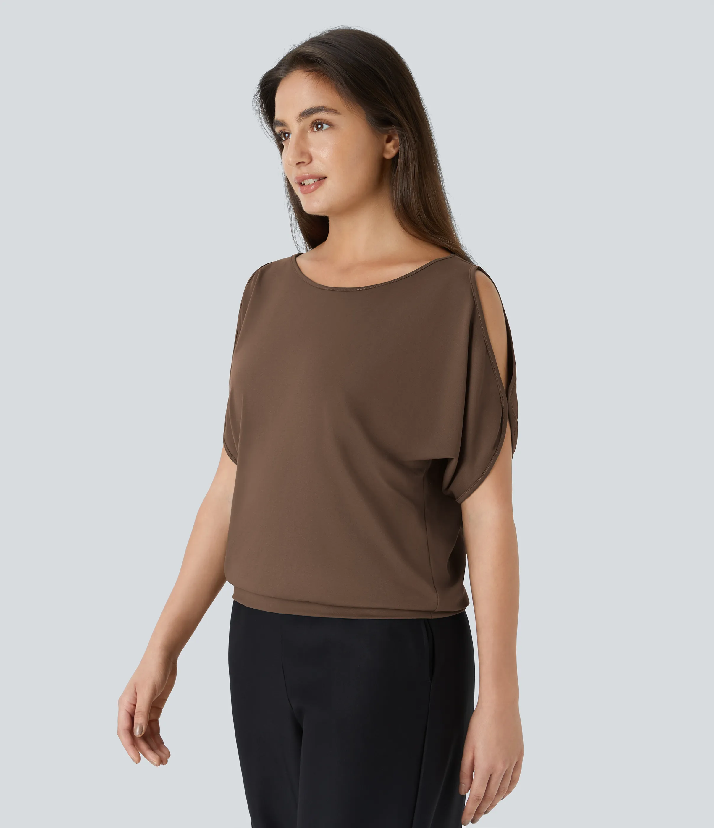 Halara Camiseta abertura manga corta cuello barco - Coffee - M sold by Halara product image thumbnail 4