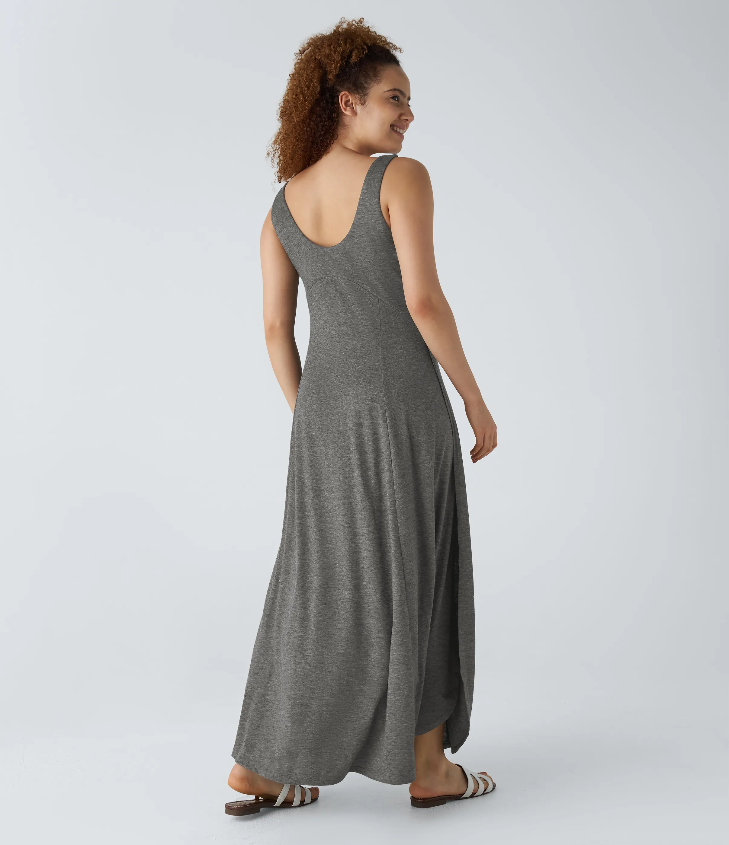 Halara Vestido sin mangas largo fluido dividido sin espalda cuello U - Darl Gray Floral Yarn - S sold by Halara product image thumbnail 3