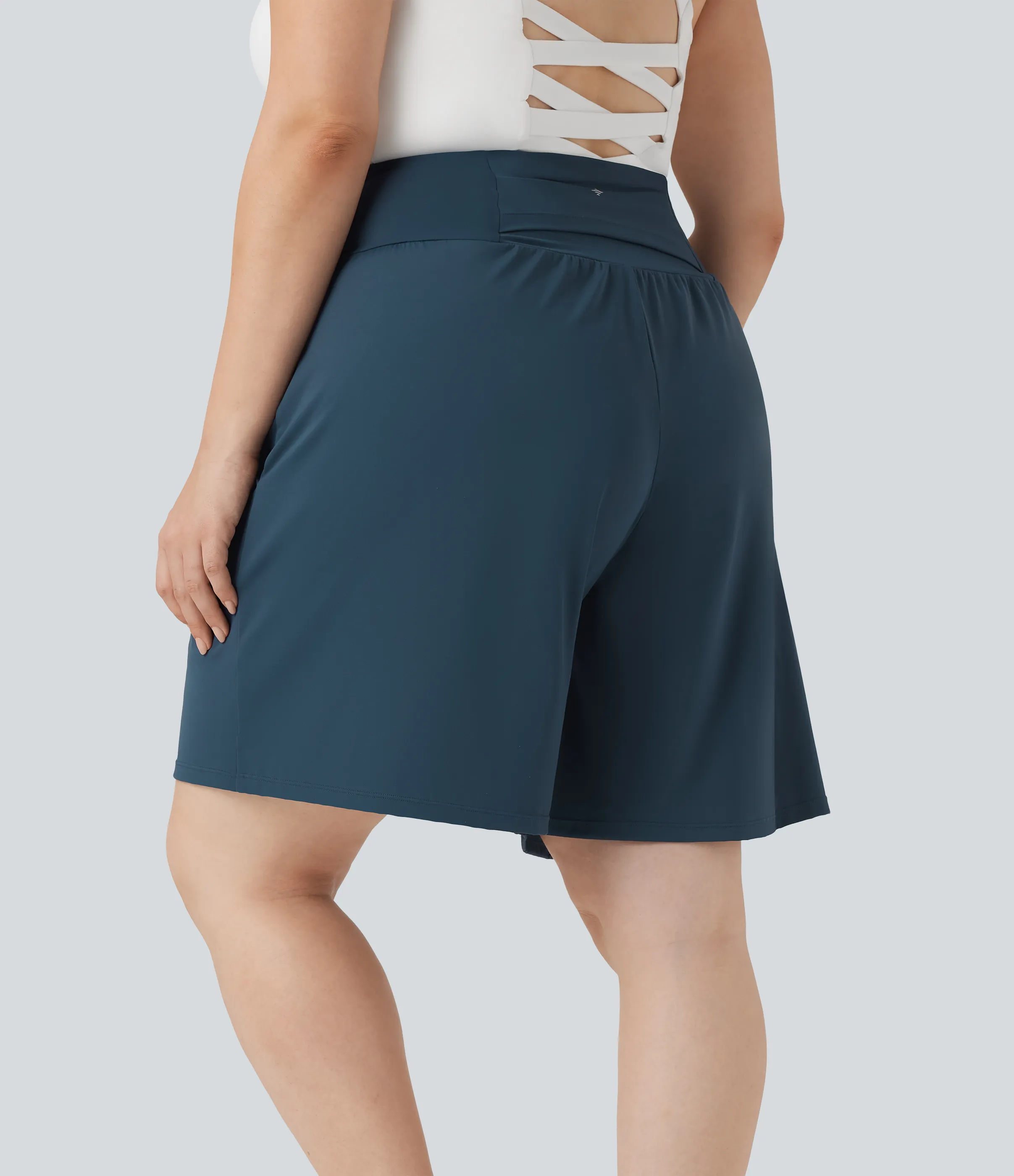 Halara Bermudas de yoga SoftlyZero™ Airy de talla grande de tiro alto con tacto fresco y bolsillos - Majolica Blue - 2X sold by Halara product image thumbnail 3