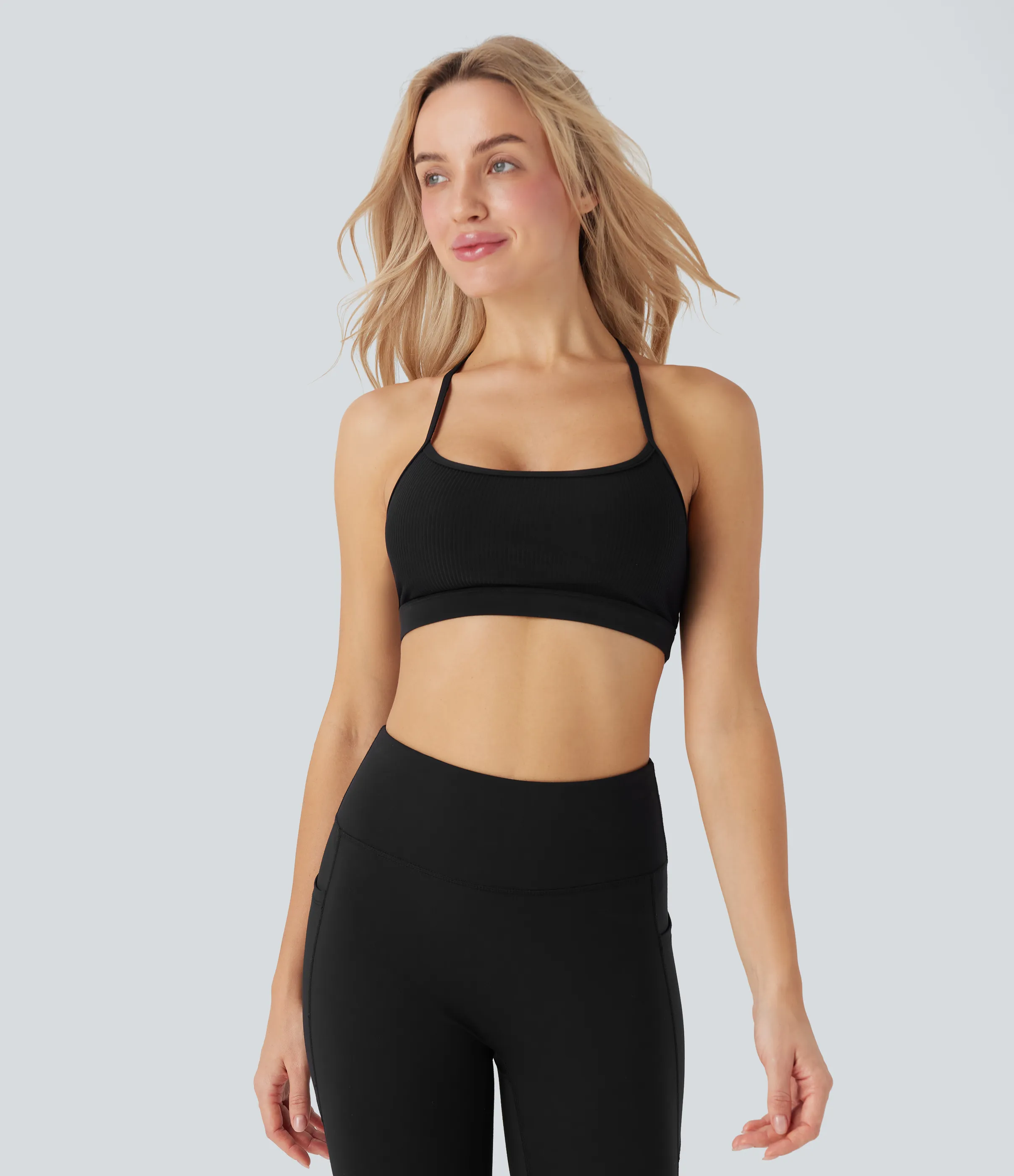 Halara Brasier deportivo acanalado para yoga de sujeción baja con abertura en copas A-C - Black - L sold by Halara product image thumbnail 3