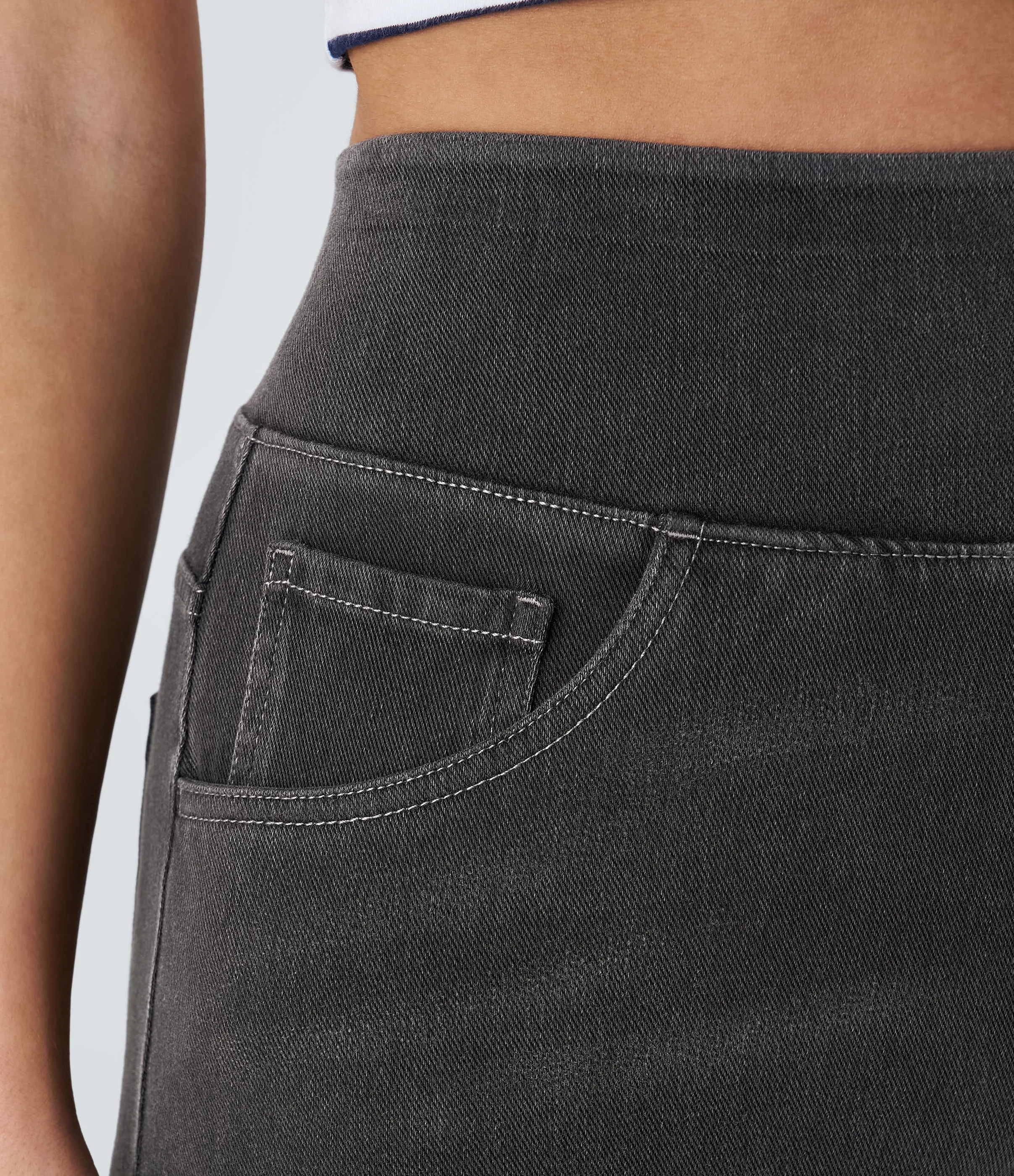 Halara Jeans Baggy Halara Flex™ Denim elástico lavado múltiple bolsillo tiro alto pierna ancha - Carbon Paint Denim - XL(extall) sold by Halara product image thumbnail 5