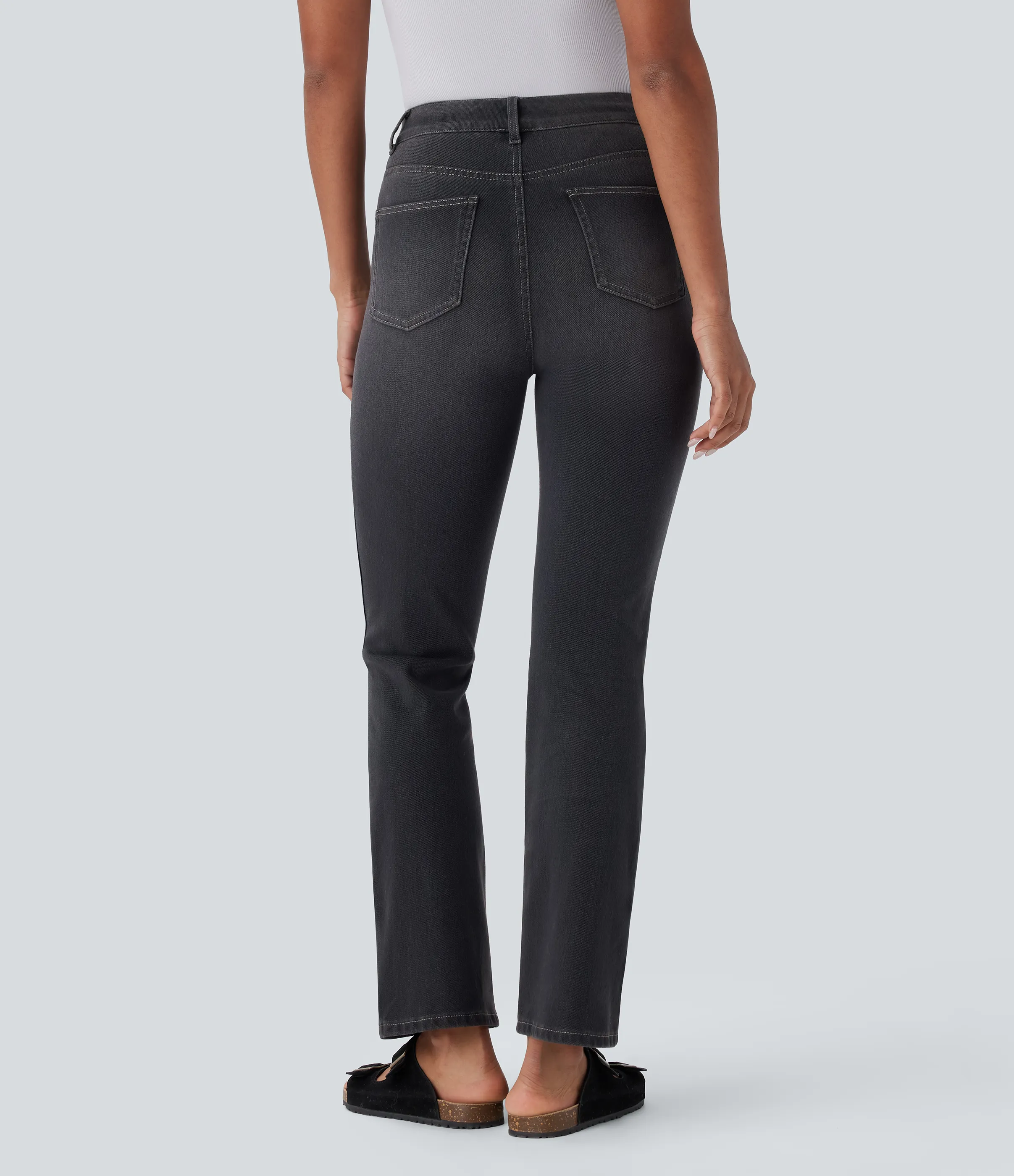 Halara Jeans Halara Flex™ Denim en corte de bota elásticos de tiro alto descoloridos con múltiples bolsillos - Dirty Black Denim - XL(petite) sold by Halara product image thumbnail 3
