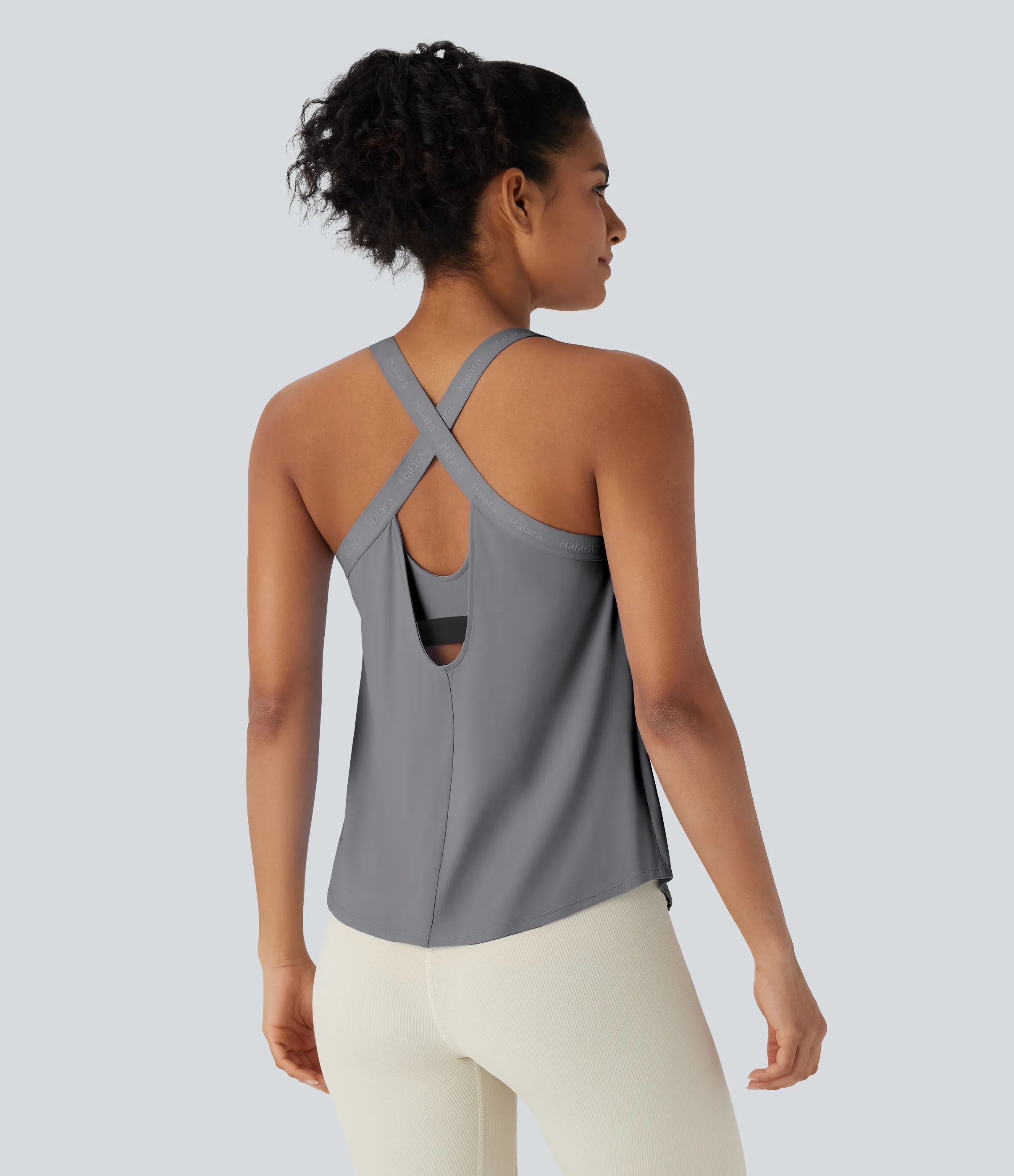 Halara Camiseta yoga sin mangas cuello U sin espalda entrecruzada dobladillo curvo tacto fresco - UPF50+ - Night Owl - XL sold by Halara