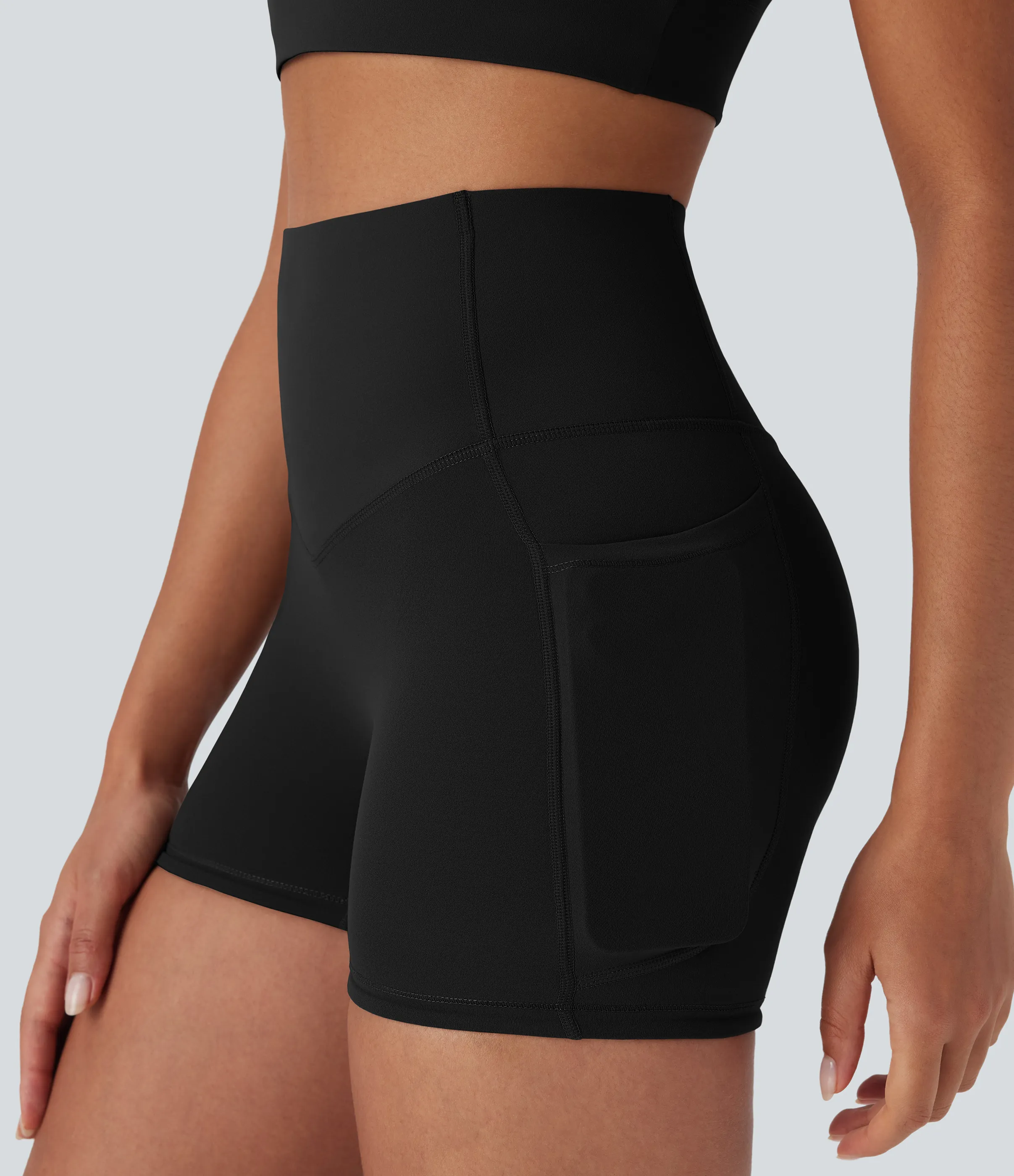 Halara Shorts biker Halara UltraSculpt™ de tiro alto con push-up y reductor de abdomen con bolsillos laterales - Black - L sold by Halara product image thumbnail 5