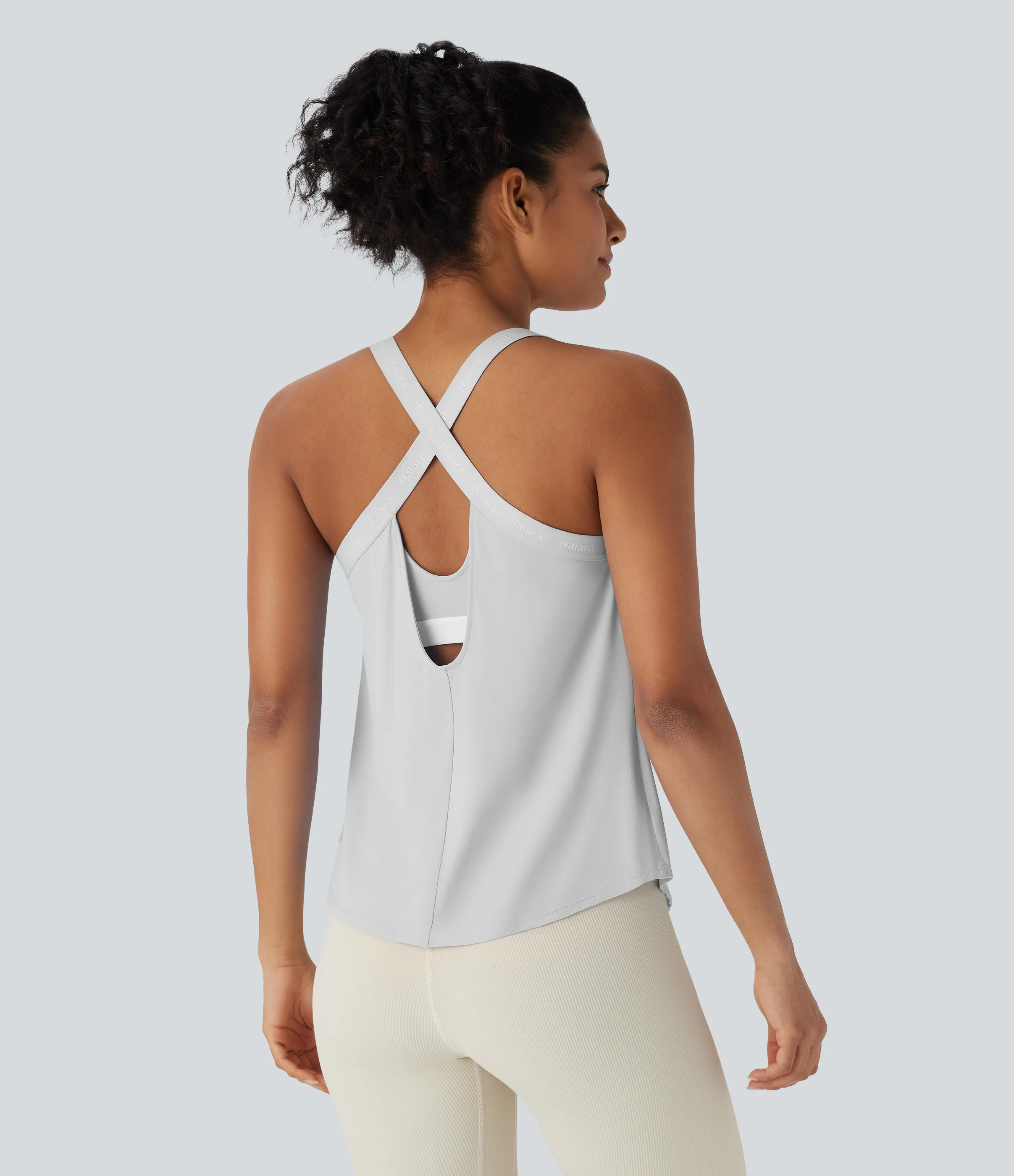 Halara Camiseta yoga sin mangas cuello U sin espalda entrecruzada dobladillo curvo tacto fresco - UPF50+ - Nimbus Cloud - XS sold by Halara product image thumbnail 2