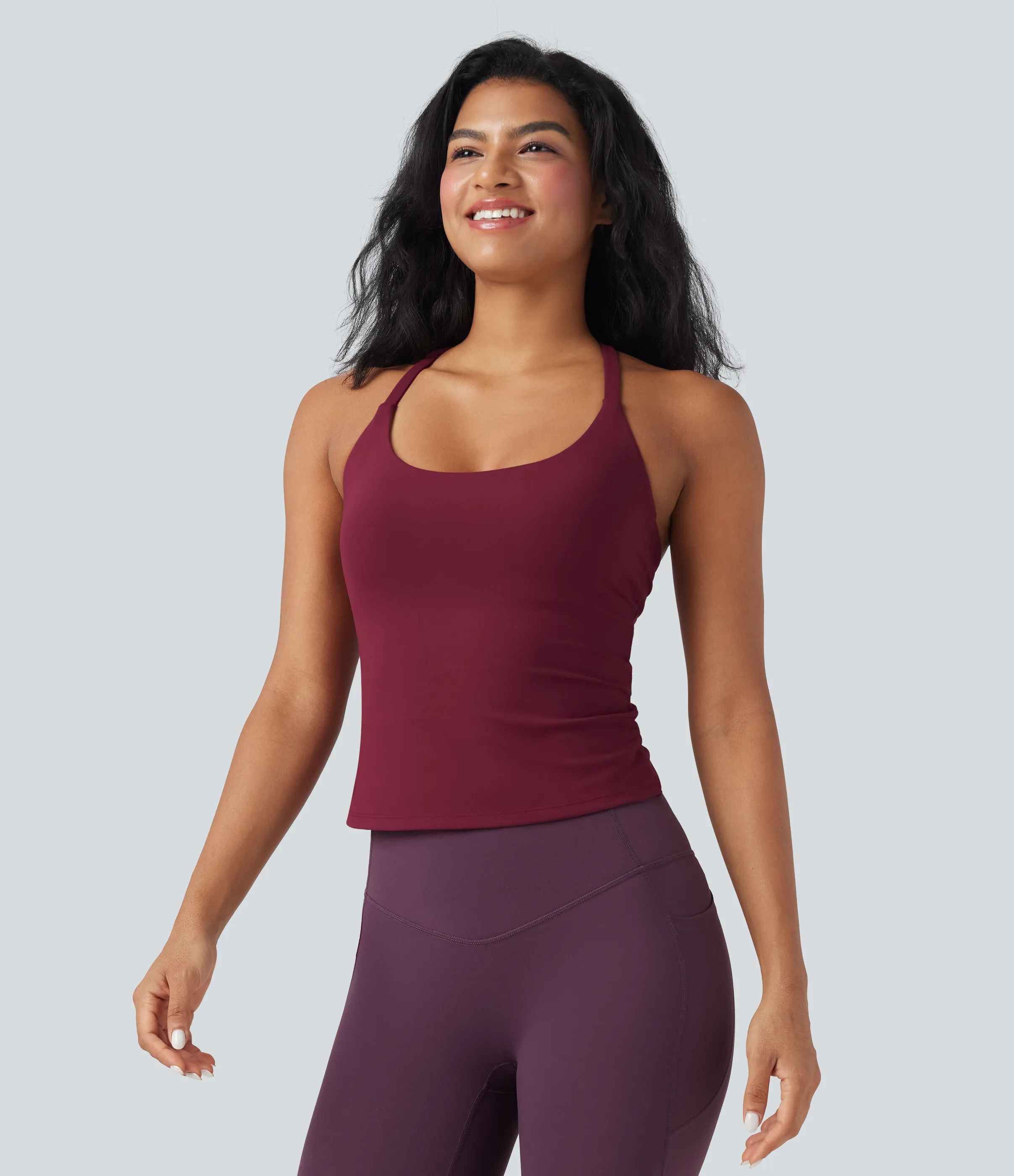 Halara Top de yoga con escote redondo, espalda cruzada y dobladillo cruzado - Deep Wine - M sold by Halara product image thumbnail 4