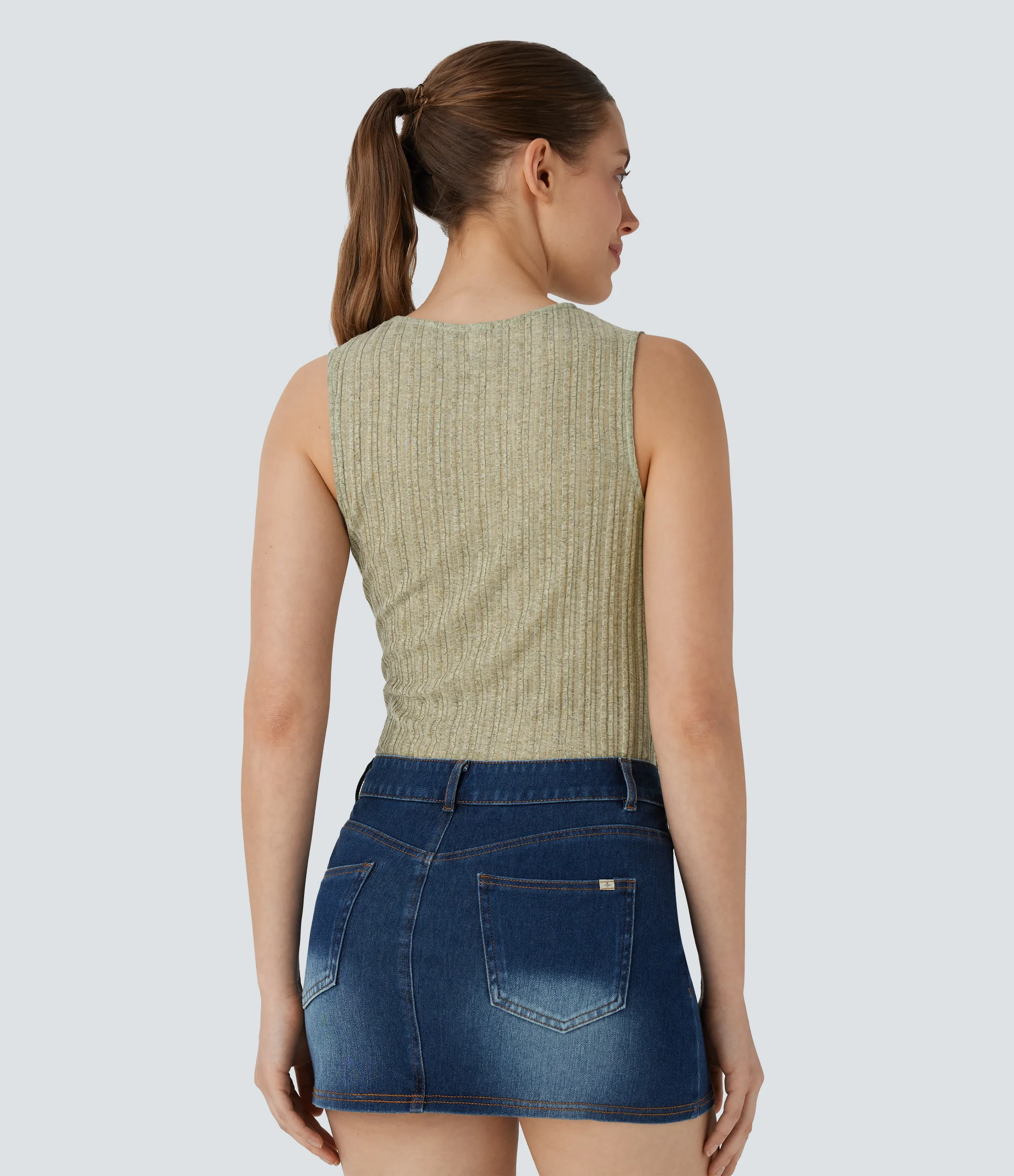 Halara Top casual asimétrico acanalado y fruncido sin mangas - Moss Green Light Floral Yarn - S sold by Halara product image thumbnail 4