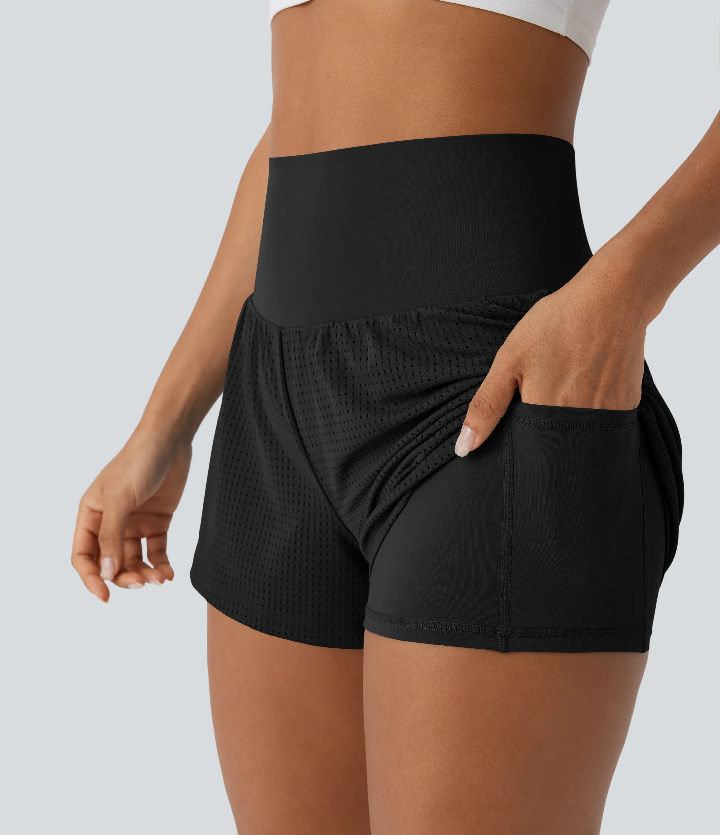 Halara Shorts de yoga 2 en 1 con moldeador de abdomen y tiro alto con detalles perforados - Black - S sold by Halara product image thumbnail 5
