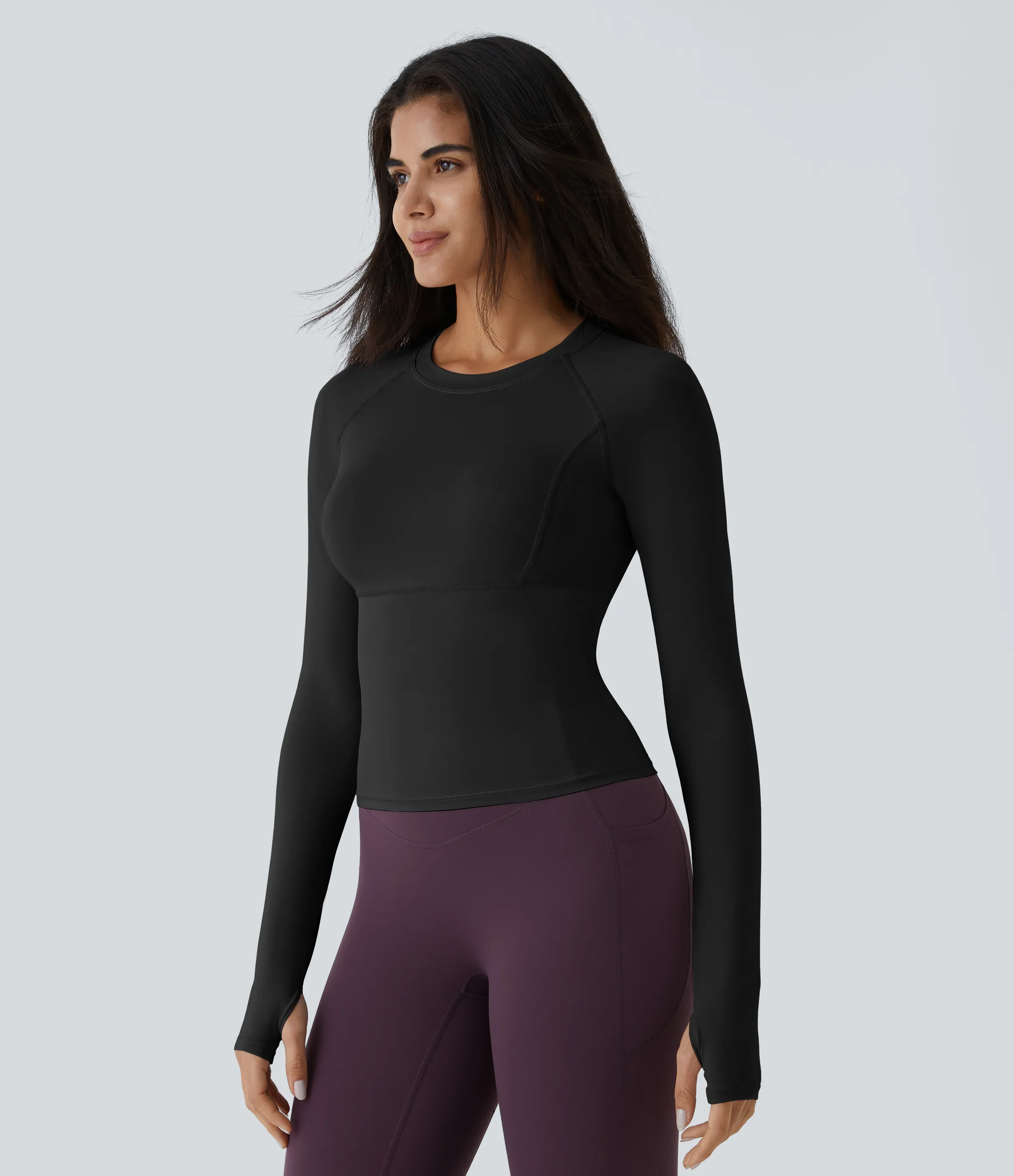 Halara Top deportivo yoga abertura pulgar - Black - S(Long) sold by Halara product image thumbnail 4