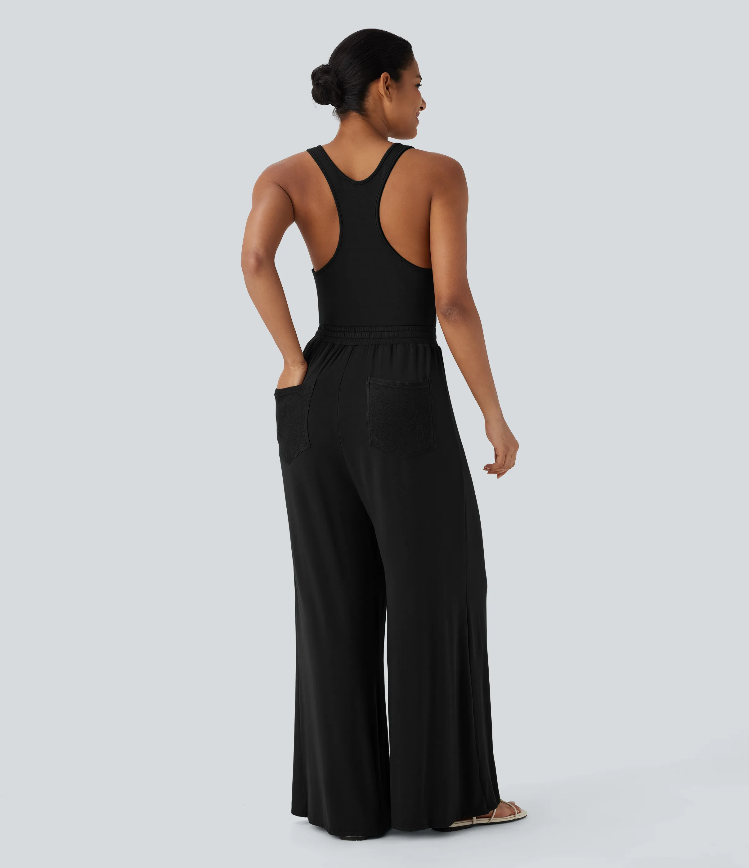 Halara Mono casual con cuello en U espalda cruzada, cordón ajustable y bolsillos traseros - Black - XS(regular) sold by Halara product image thumbnail 3