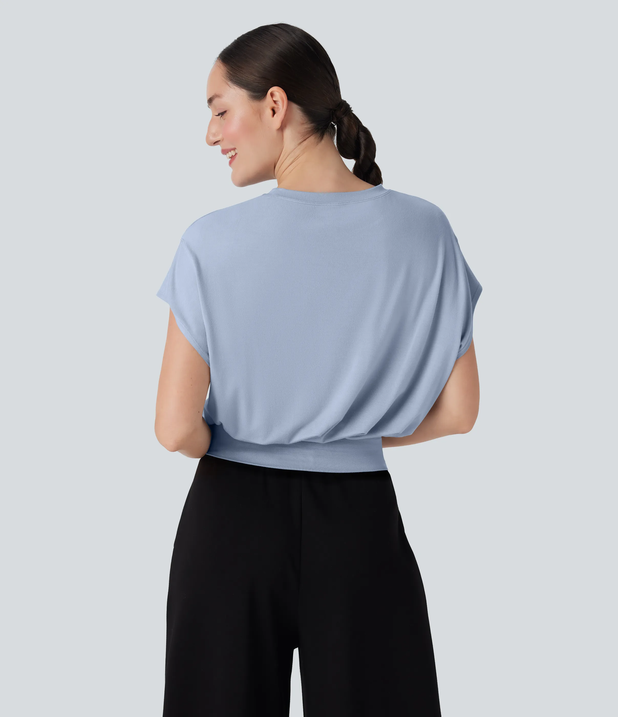 Halara Camiseta de oficina de manga corta de murciélago con cuello redondo - Skyway - L sold by Halara product image thumbnail 3