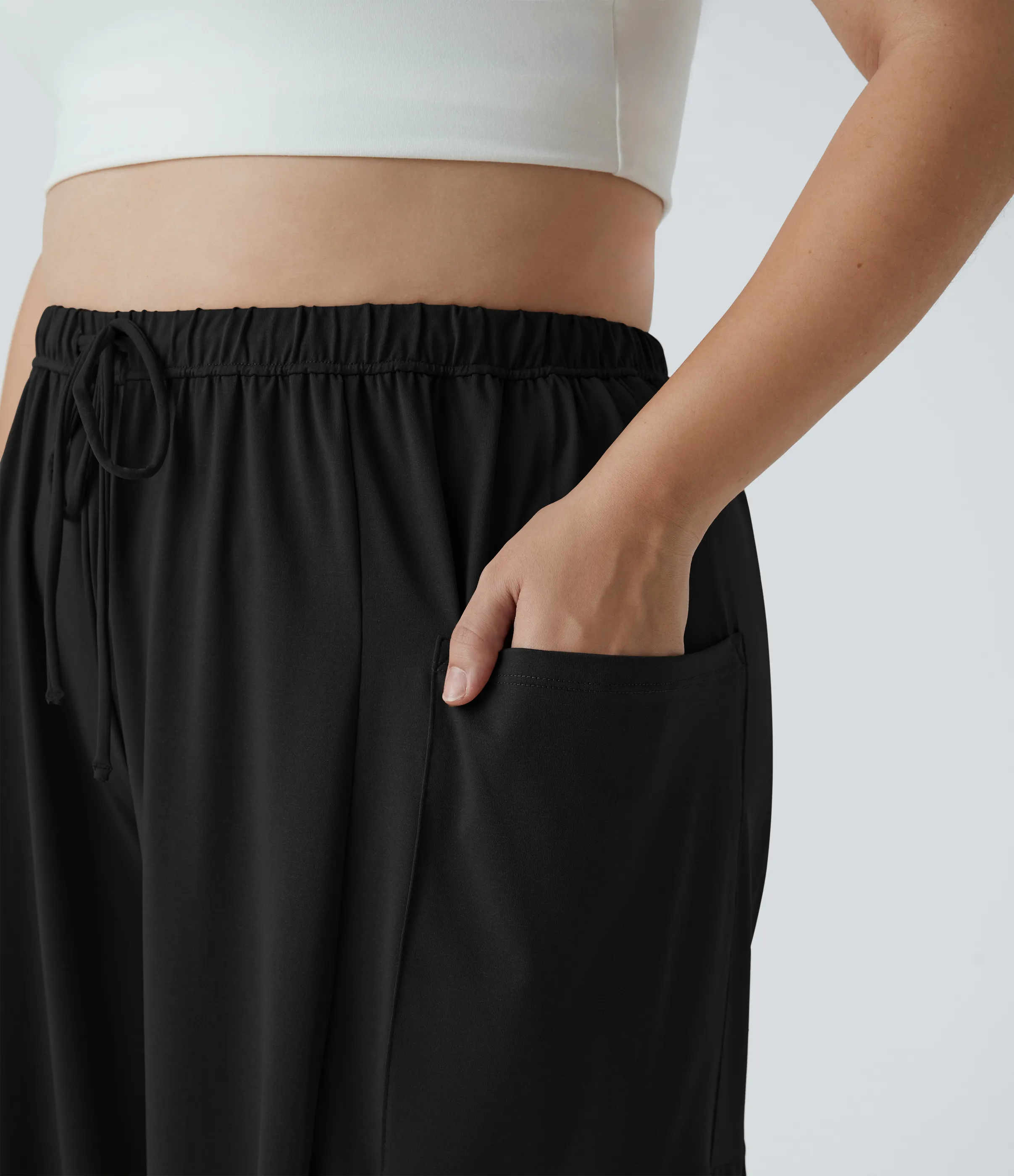 Halara Pantalones Palazzo fluidos de tiro medio con cintura elástica, cordón y bolsillos laterales en tallas grandes - Black - 2X(regular) sold by Halara product image thumbnail 5