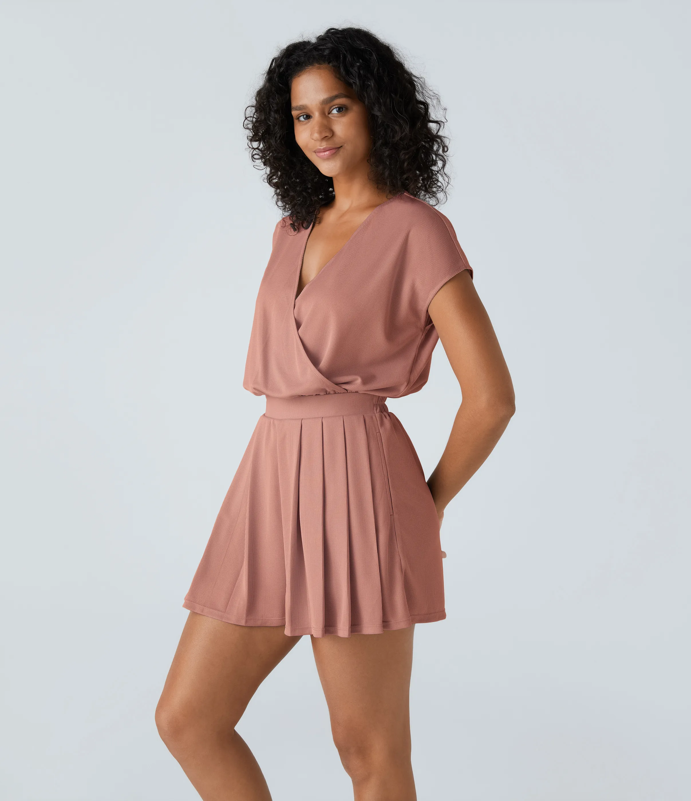 Halara Mono de manga corta casual con cuello en V y bolsillos laterales en tela gofre - Rose Dawn - XS sold by Halara product image thumbnail 4