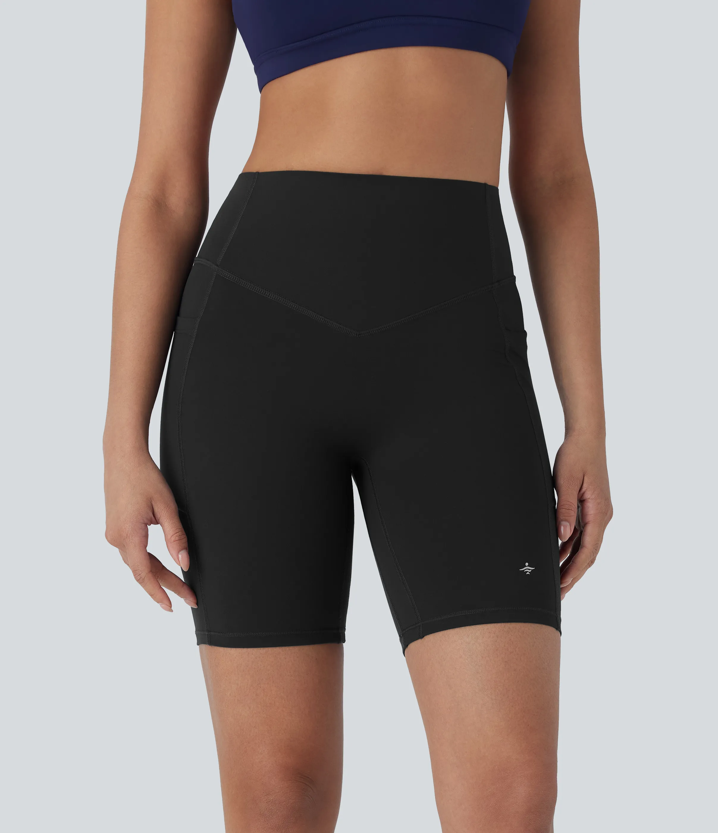 Halara Shorts biker de yoga moldeadores push-up Halara UltraSculpt de tiro alto con fruncido y reductor de abdomen en largo de 17cm con bolsillos - Black - S sold by Halara product image thumbnail 3