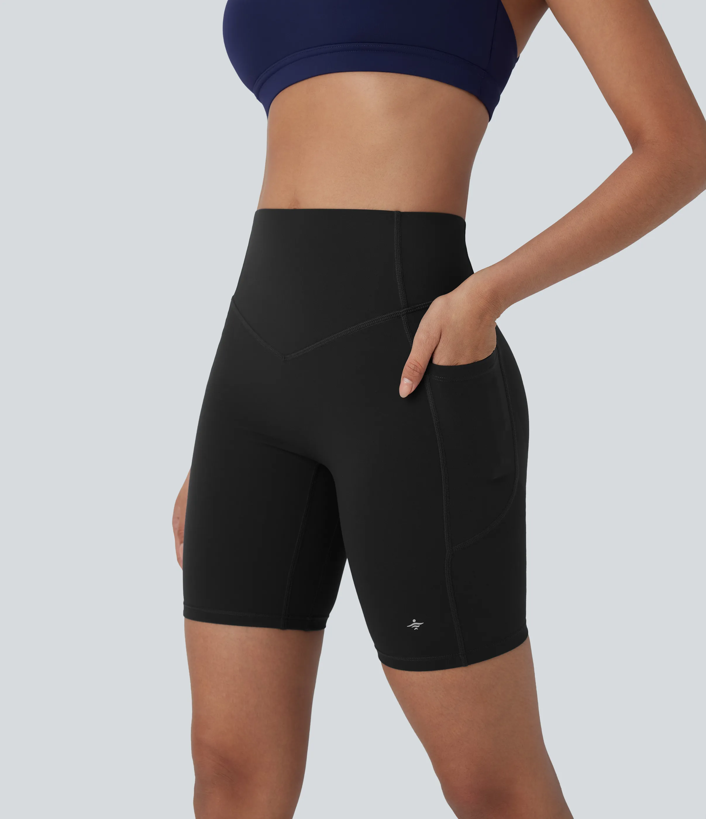 Halara Shorts biker de yoga moldeadores push-up Halara UltraSculpt de tiro alto con fruncido y reductor de abdomen en largo de 17cm con bolsillos - Black - S sold by Halara product image thumbnail 5