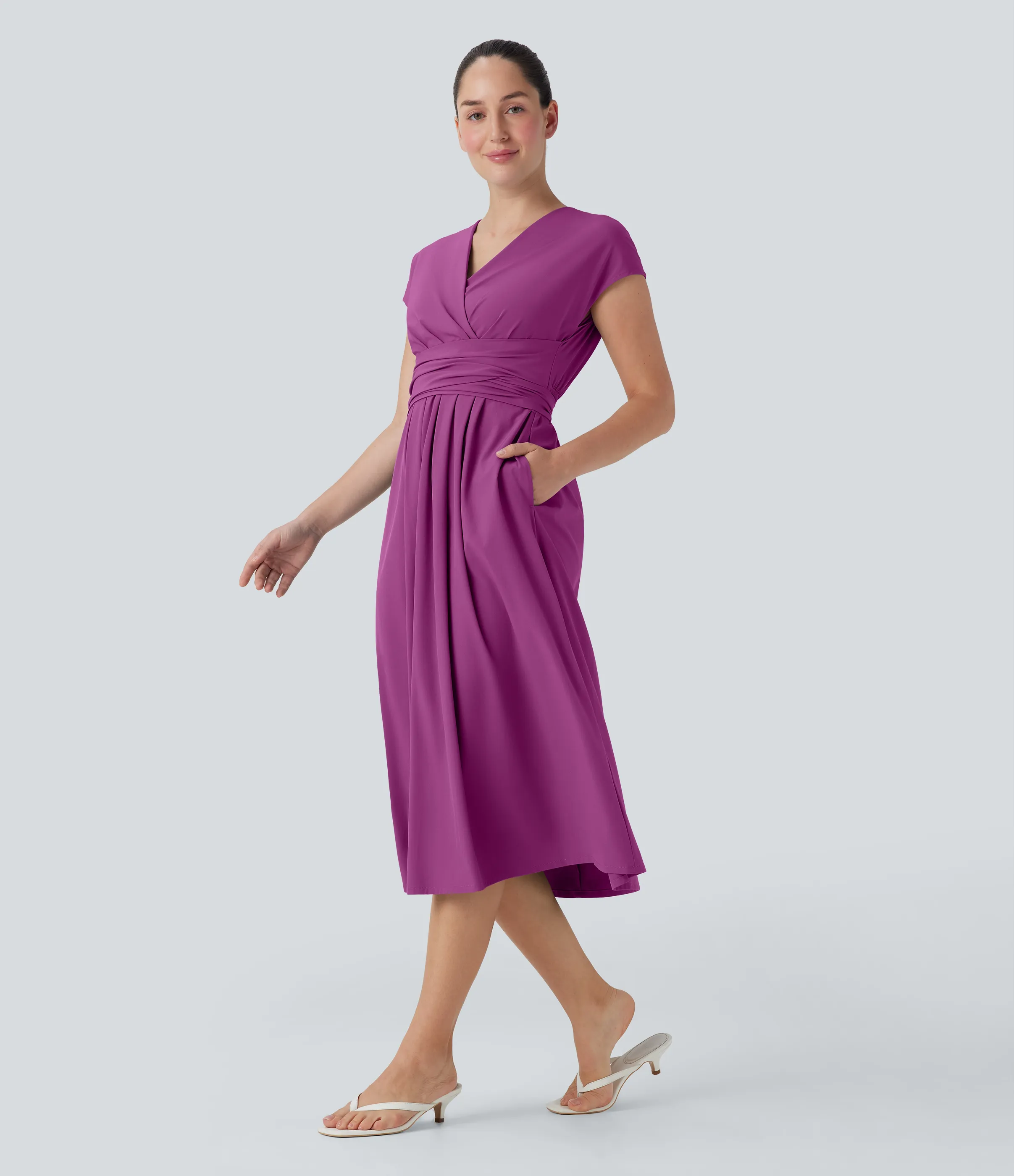 Halara Vestido casual midi Breezeful™ de secado rápido con cuello en V, manga corta, bolsillo lateral y lazo en la espalda - Purple Wine - M sold by Halara product image thumbnail 4